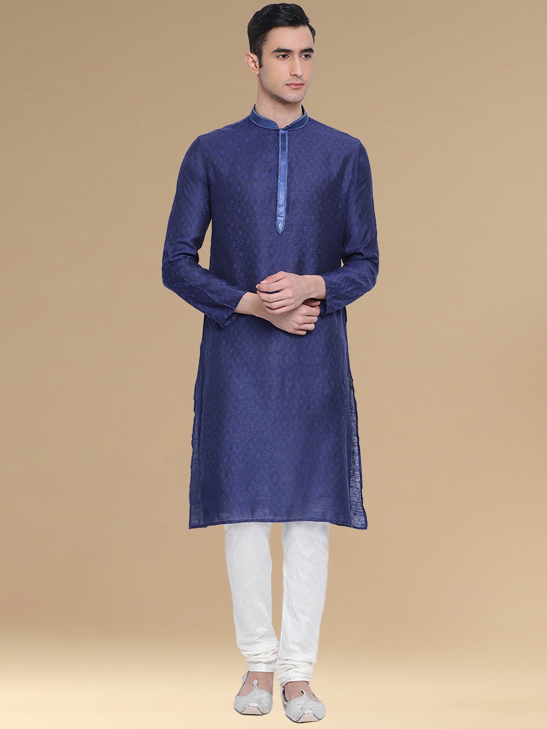

Sanwara Floral woven Design Straight Regular Kurta with Churidar, Blue