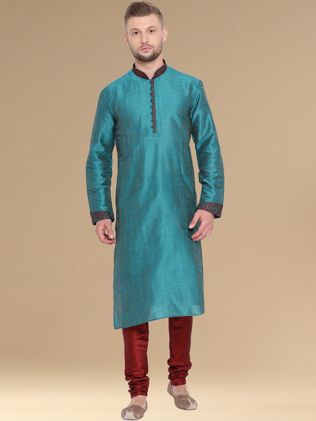 

Sanwara Straight Regular Kurta with Churidar, Green
