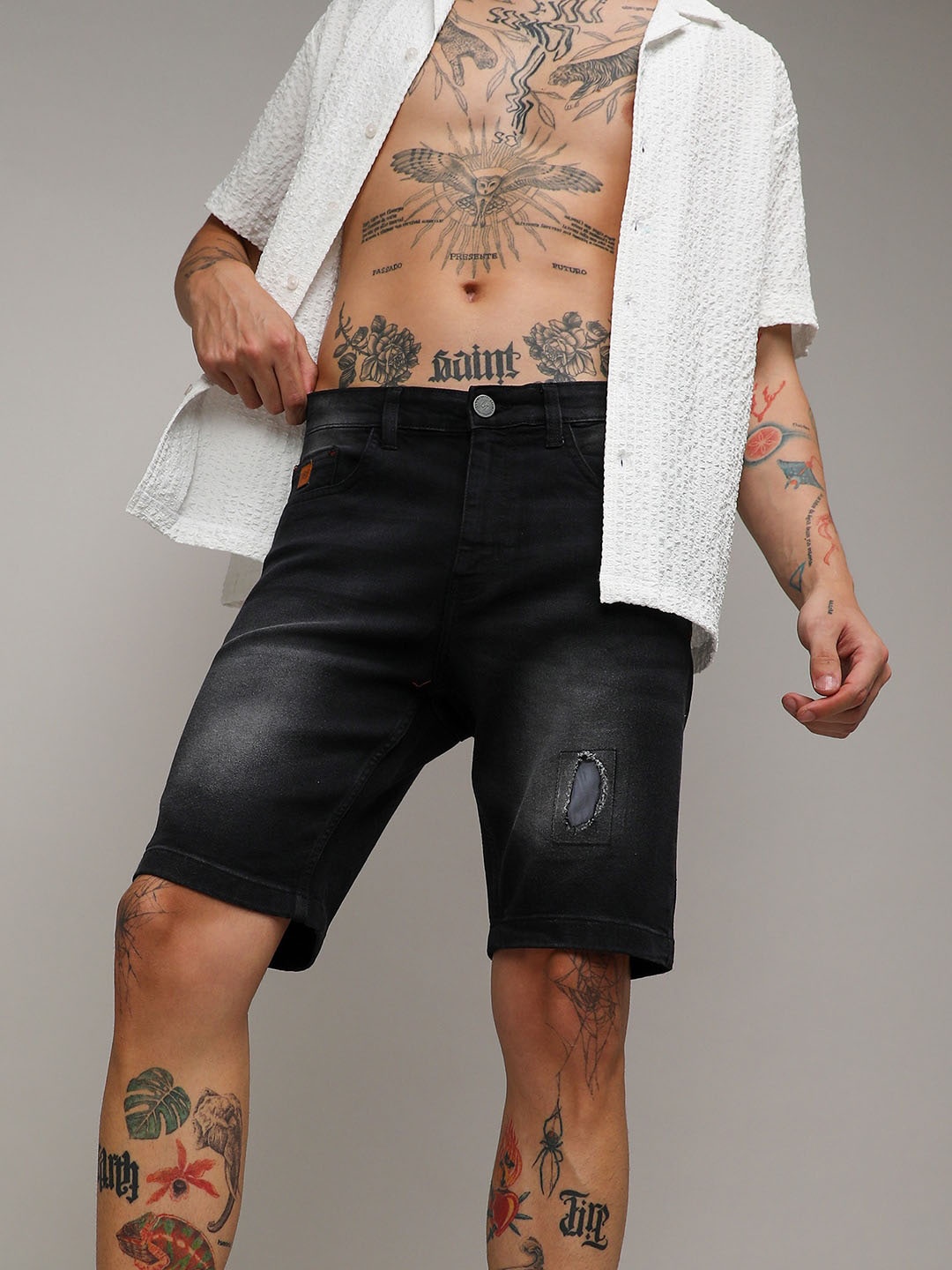

Campus Sutra Blue Men Distressed Denim Shorts