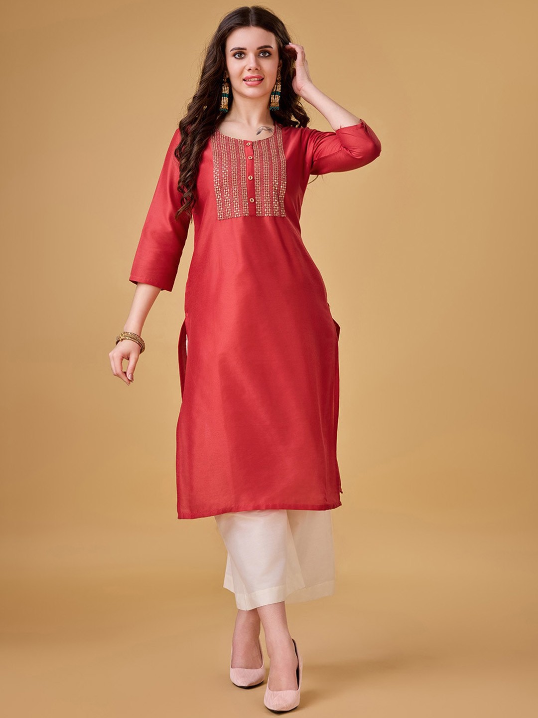 

Ishin Yoke Design Straight Kurta, Red
