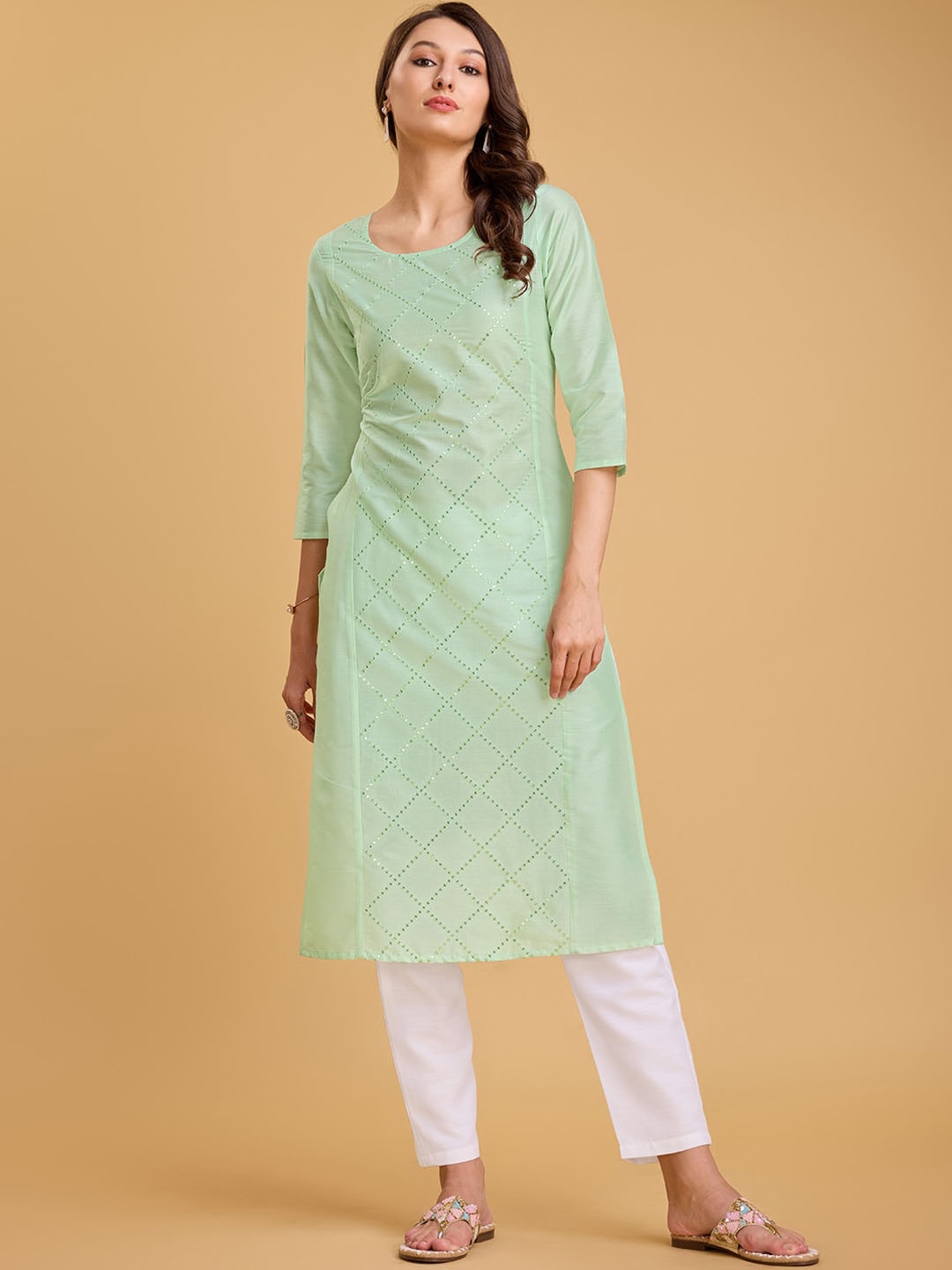 

Ishin Geometric Embroidered Sequinned Straight Kurta, Green