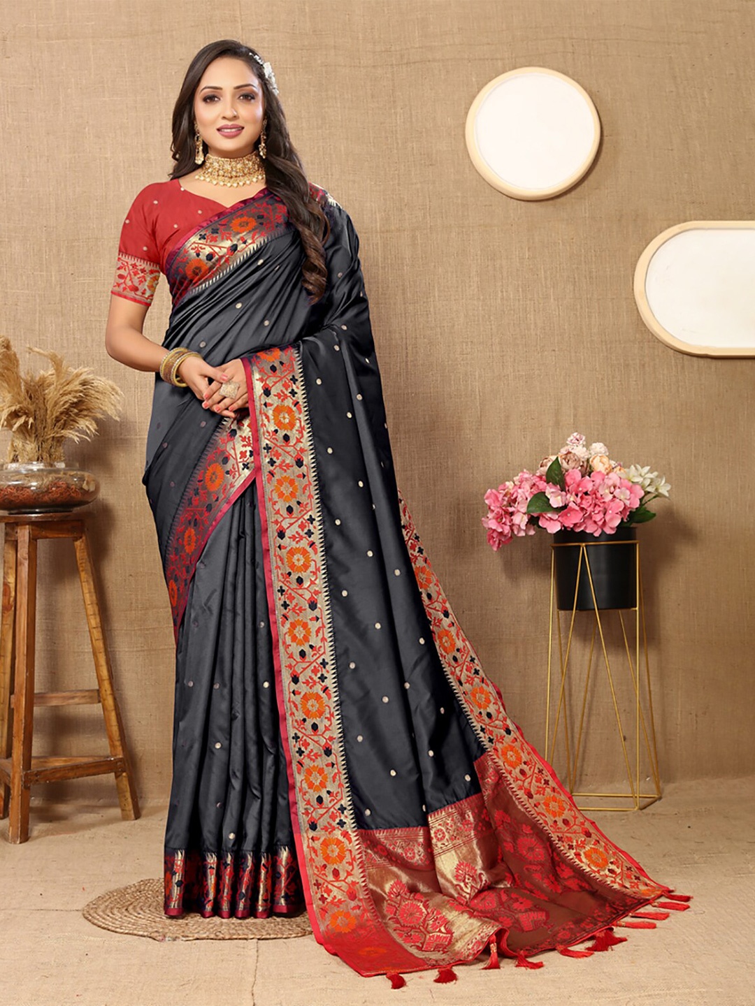 

KALINI Woven Design Zari Paithani Saree, Black