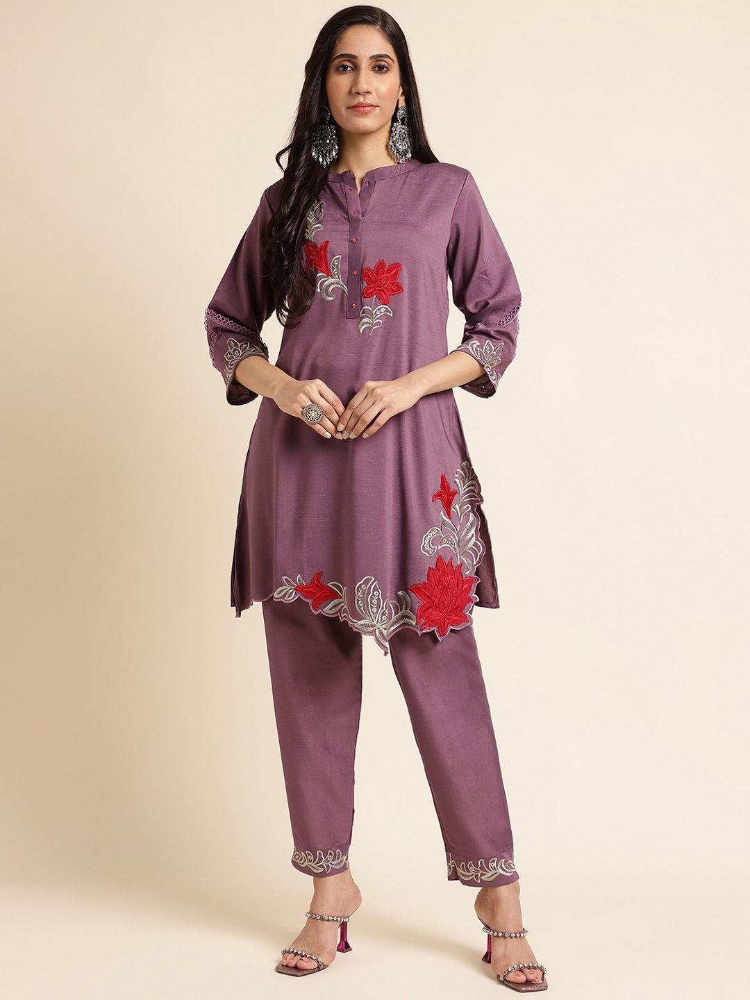 

FABMORA Embroidered Tunic & Trouser, Lavender