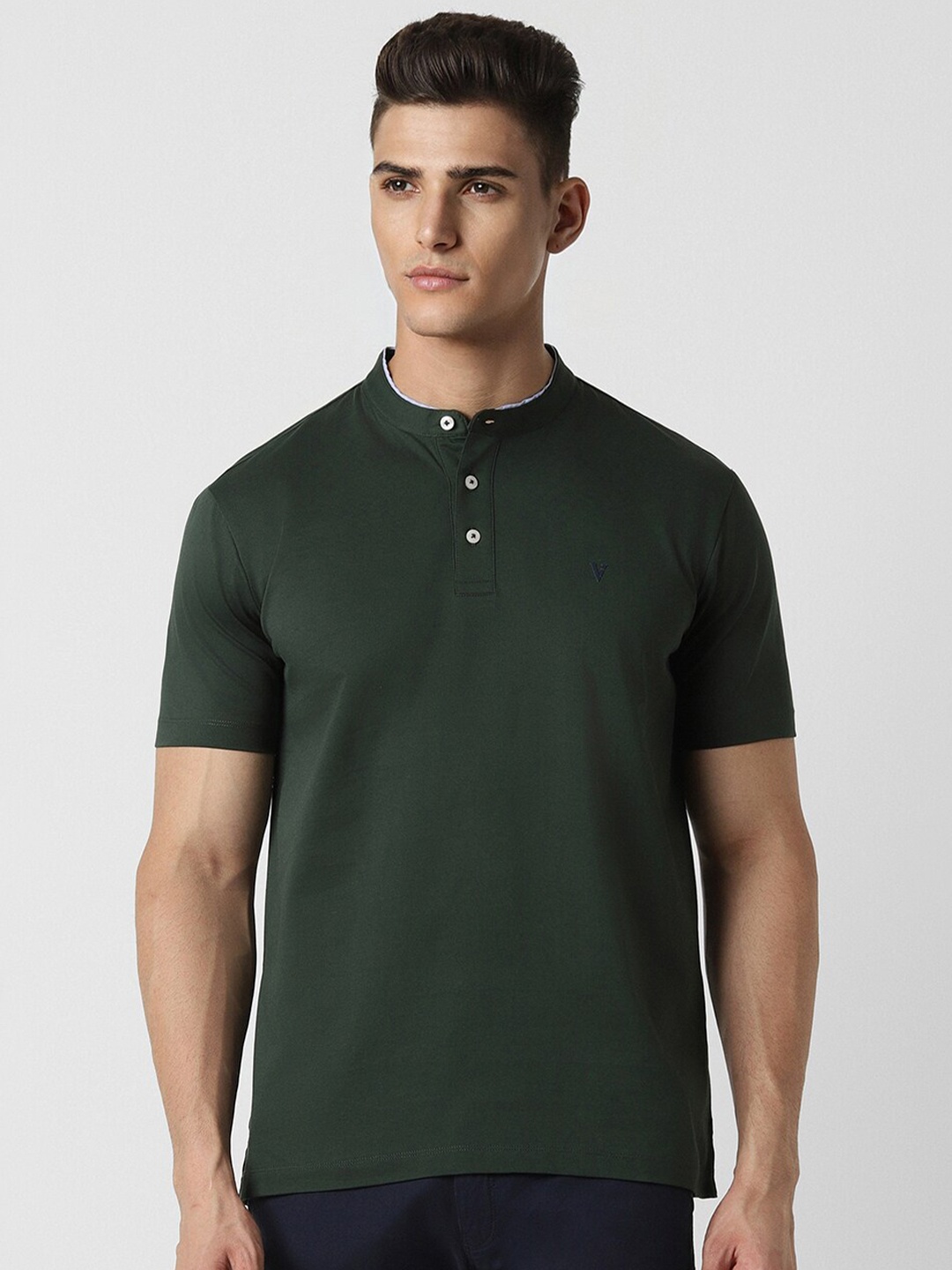 

Van Heusen Sport Henley Neck Pure Cotton T-shirt, Green