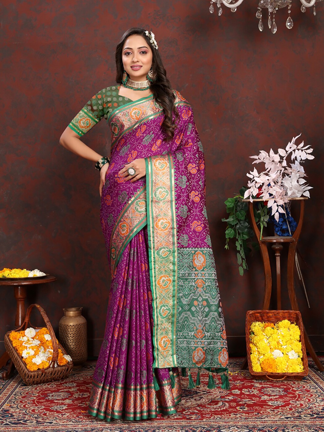 

KALINI Woven Design Zari Art Silk Patola Saree, Purple