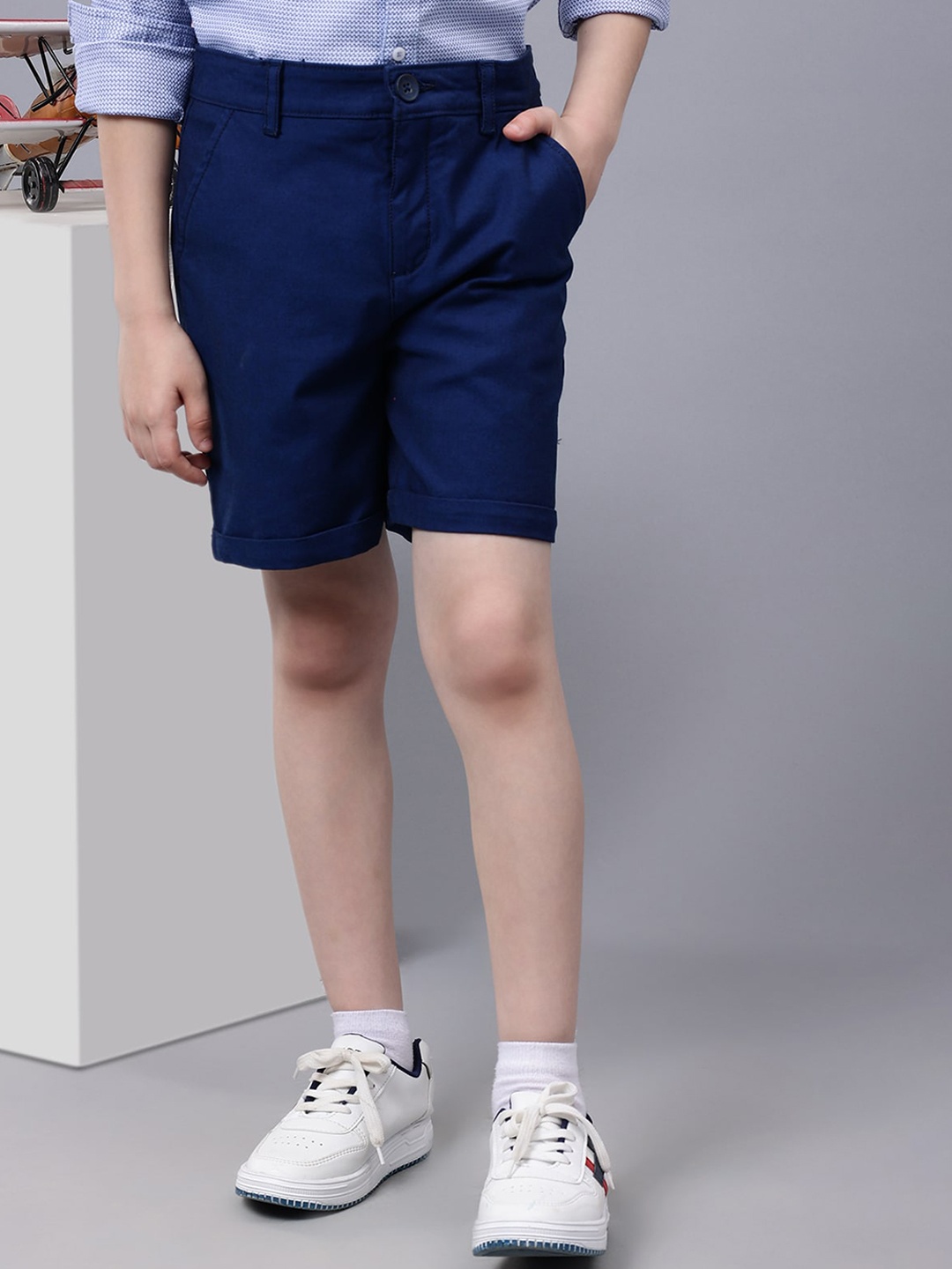 

One Friday Boys Mid-Rise Chino Shorts, Navy blue