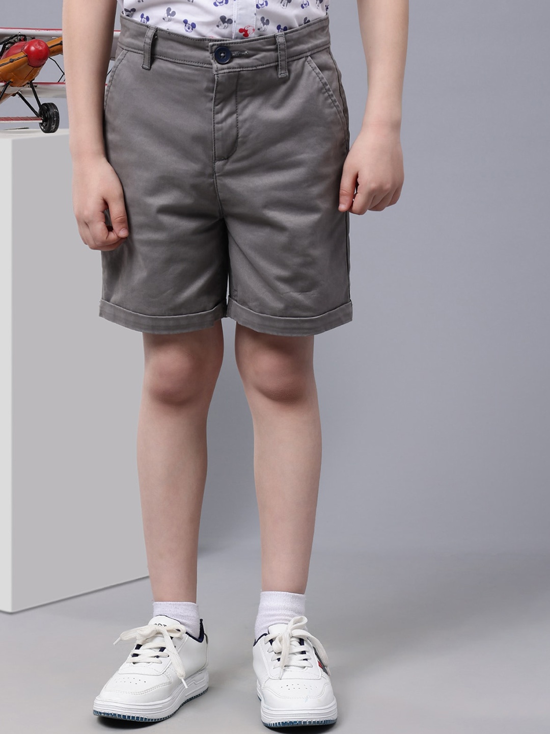 

One Friday Boys Mid-Rise Regular Shorts, Grey