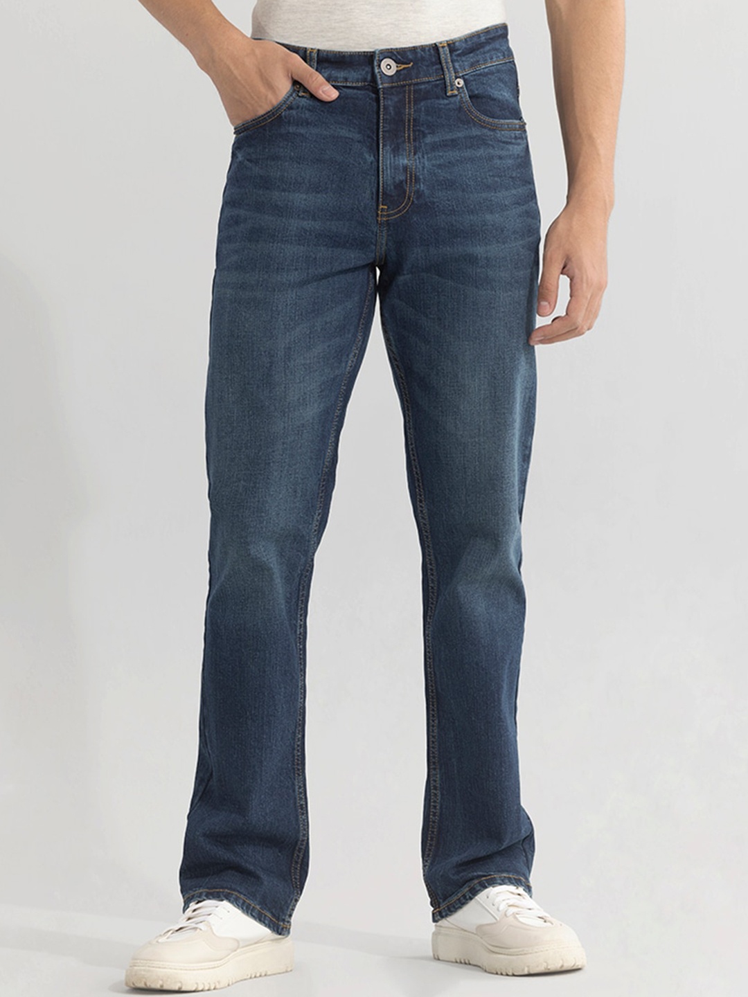

Snitch Men Jean Slim Fit Clean Look Light Fade Stretchable Jeans, Navy blue