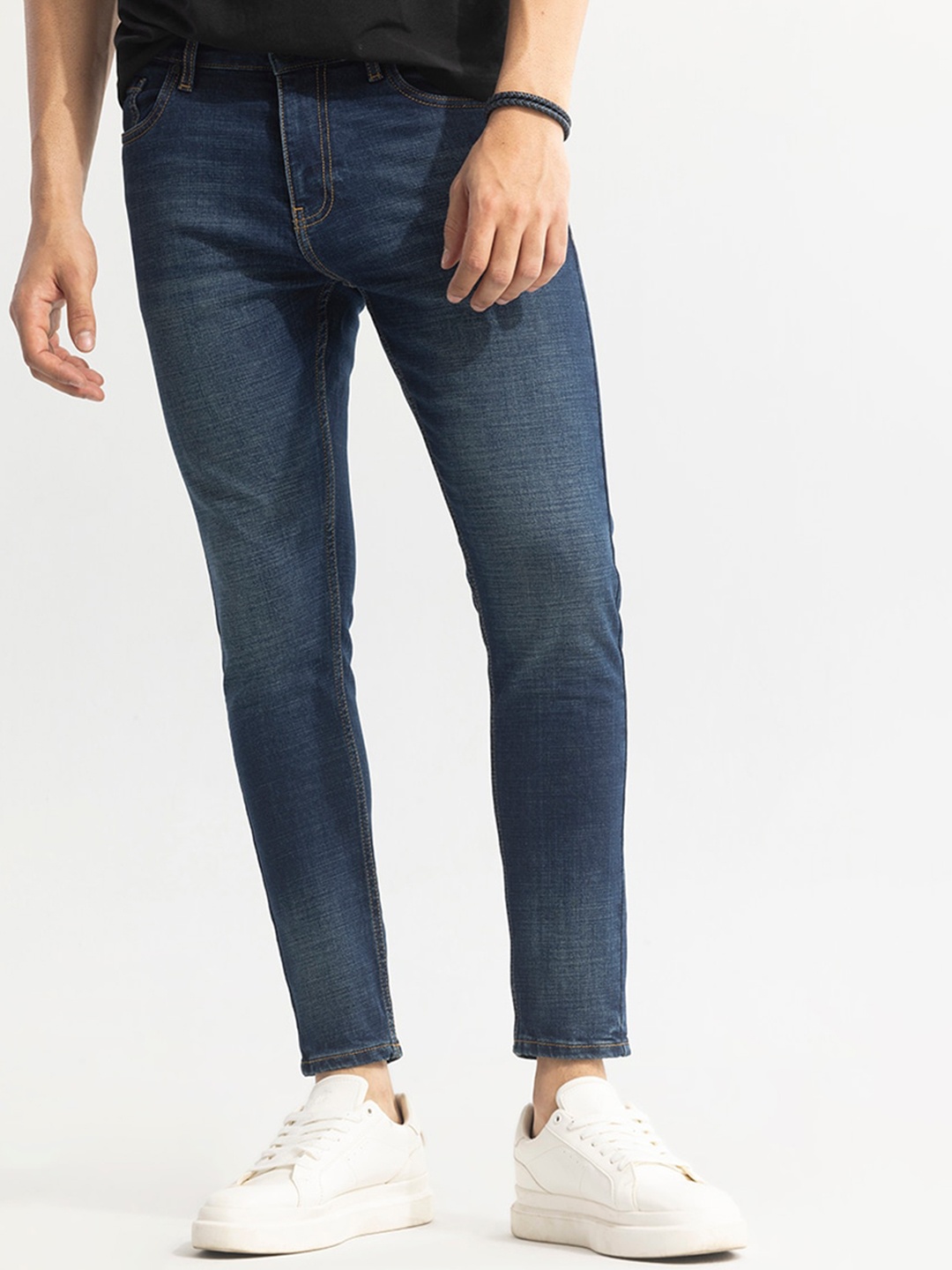 

Snitch Men Clean Look Jean Skinny Fit Light Fade Stretchable Jeans, Navy blue