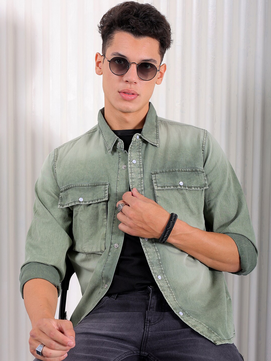 

The Indian Garage Co Spread Collar Cotton Casual Shirt, Olive