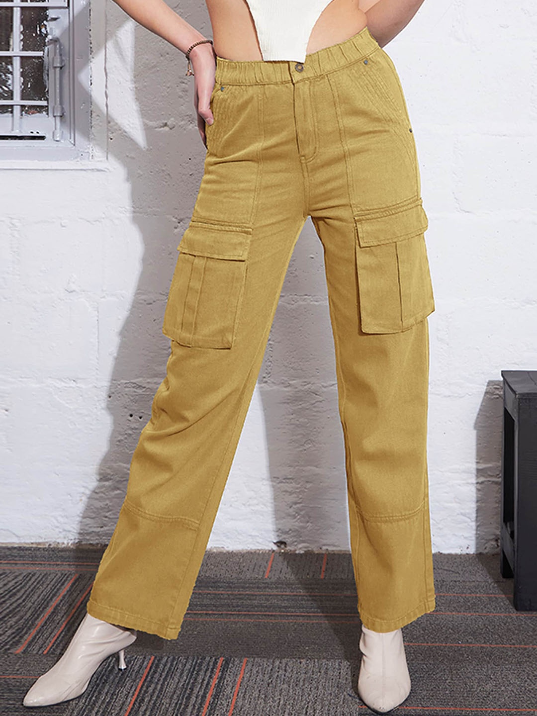 

SASSAFRAS Women Brown Straight Fit High-Rise Clean Look Pure Cotton Cargo Jeans