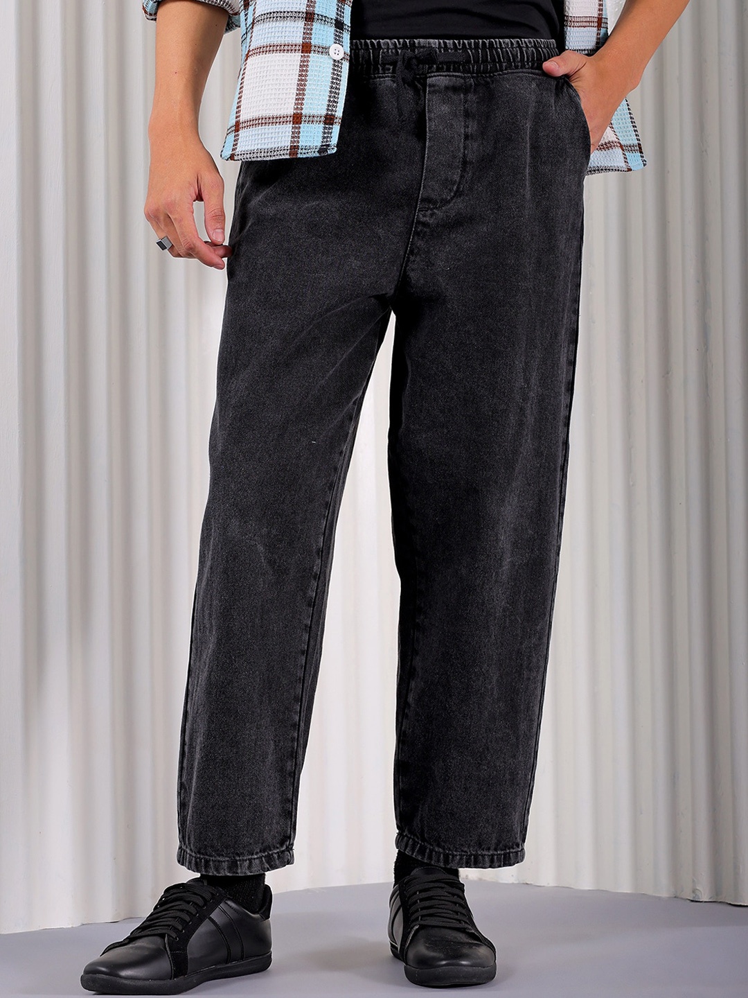 

The Indian Garage Co Men Baggy Fit Cotton Elasticated Waist Jeans, Black