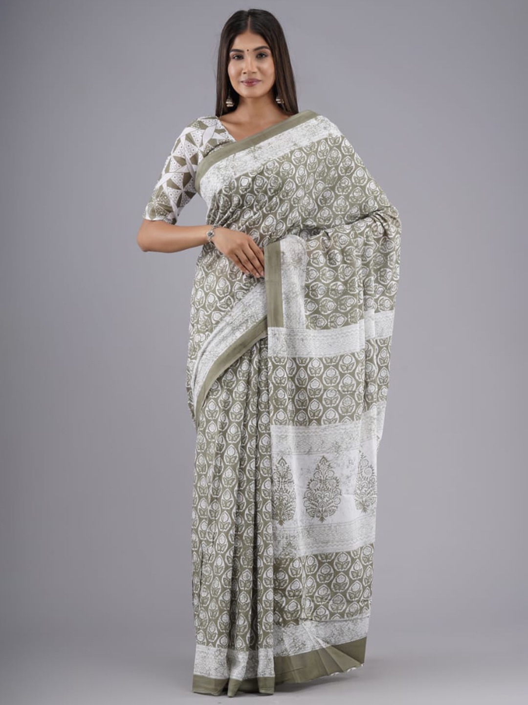 

KIAARON Floral Pure Cotton Block Print Saree, Grey