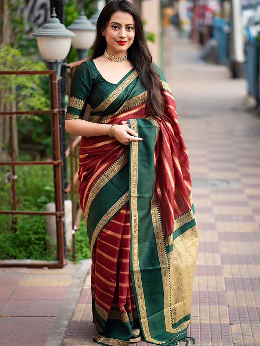 

BerMondsey Striped Woven Design Zari Banarasi Saree, Red