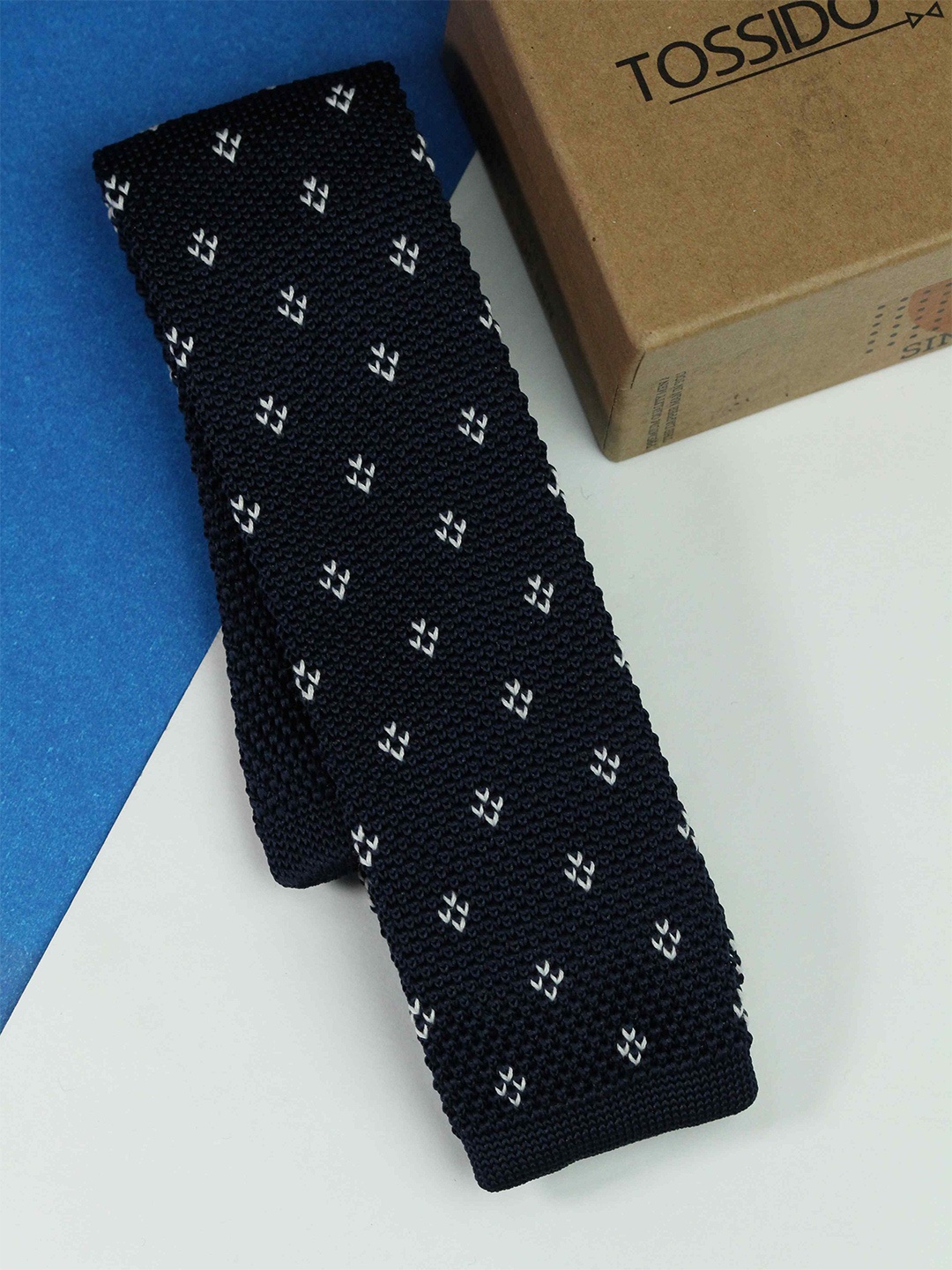 

Tossido Men Woven Design Skinny Tie, Blue