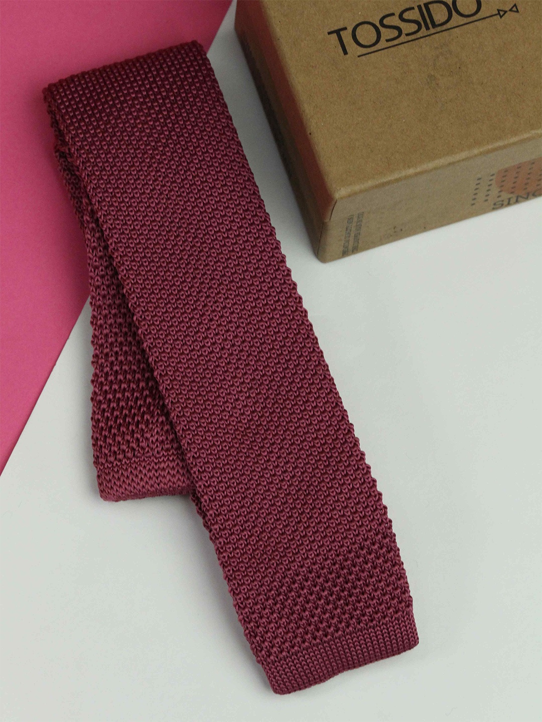 

Tossido Men Woven Design Skinny Tie, Pink