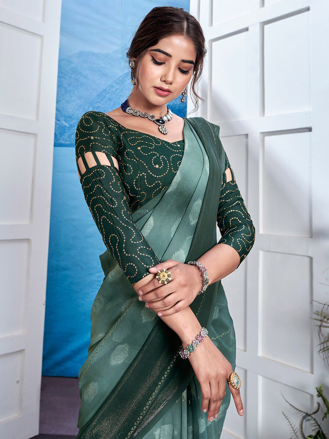 

Mitera Woven Design Pure Georgette Saree, Green