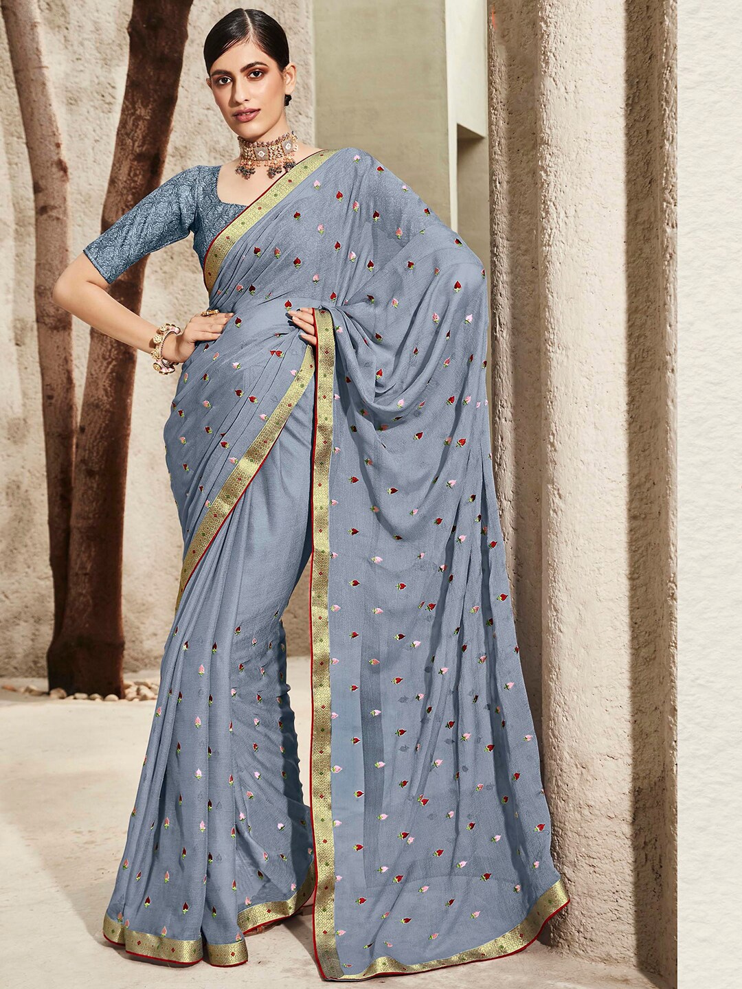 

Mitera Grey Floral Embroidered Zari Pure Chiffon Saree