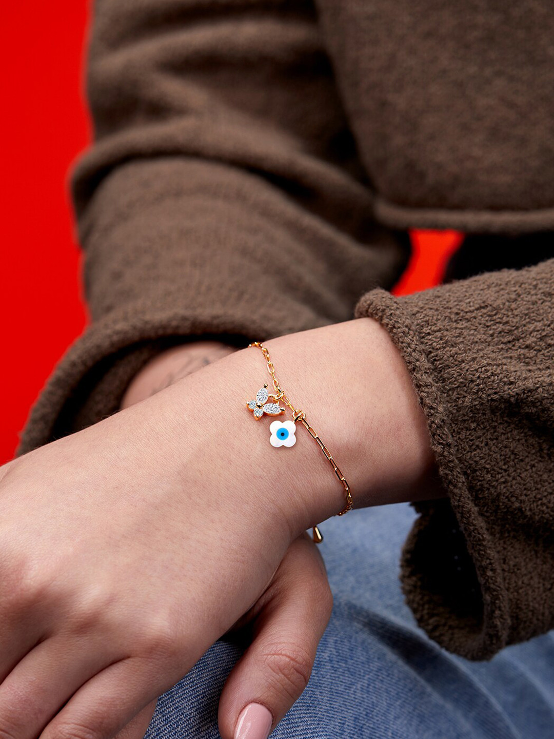 

MINUTIAE Gold Plated Crystals Link Bracelet