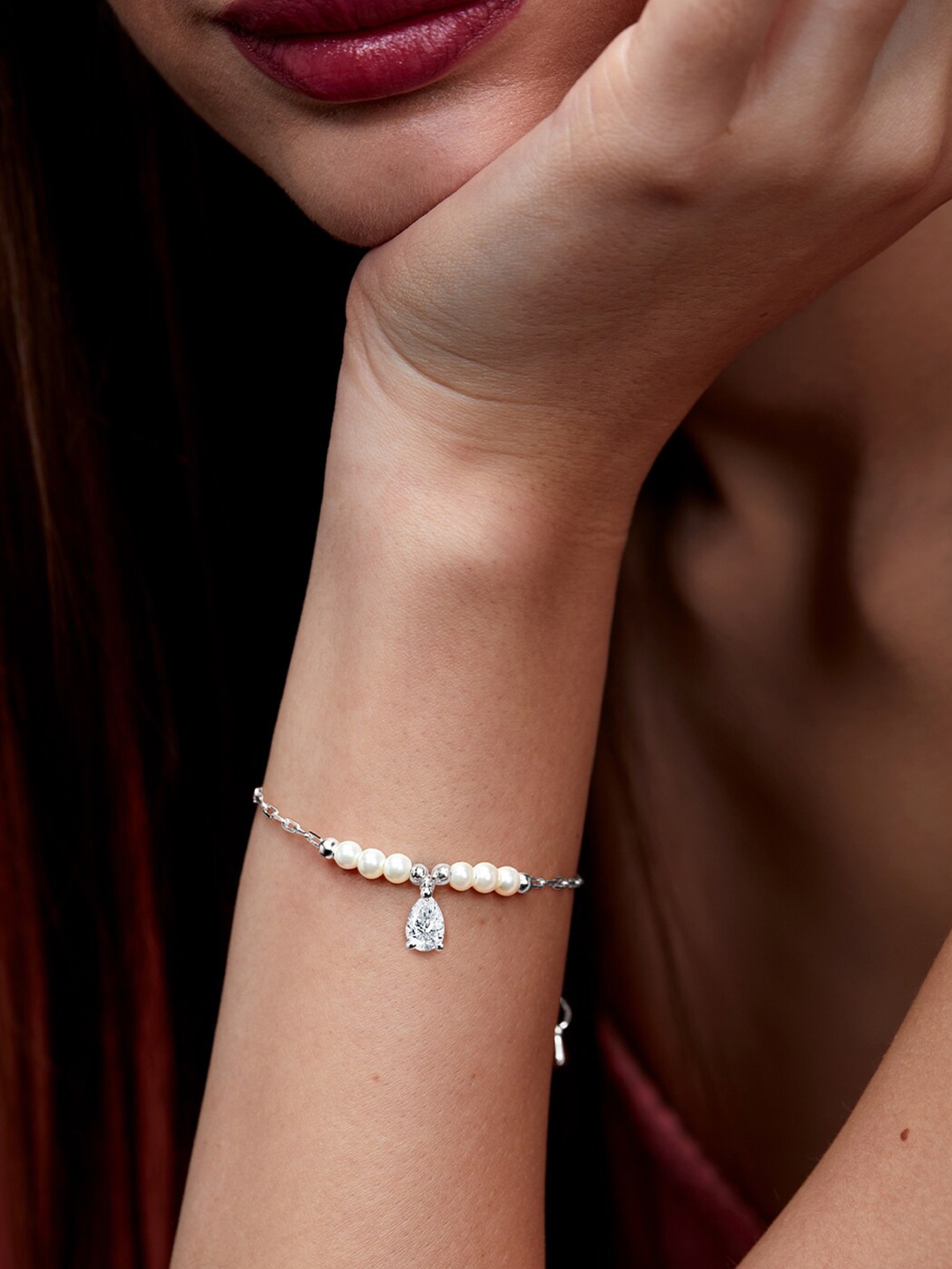 

MINUTIAE Crystals Silver-Plated Link Bracelet