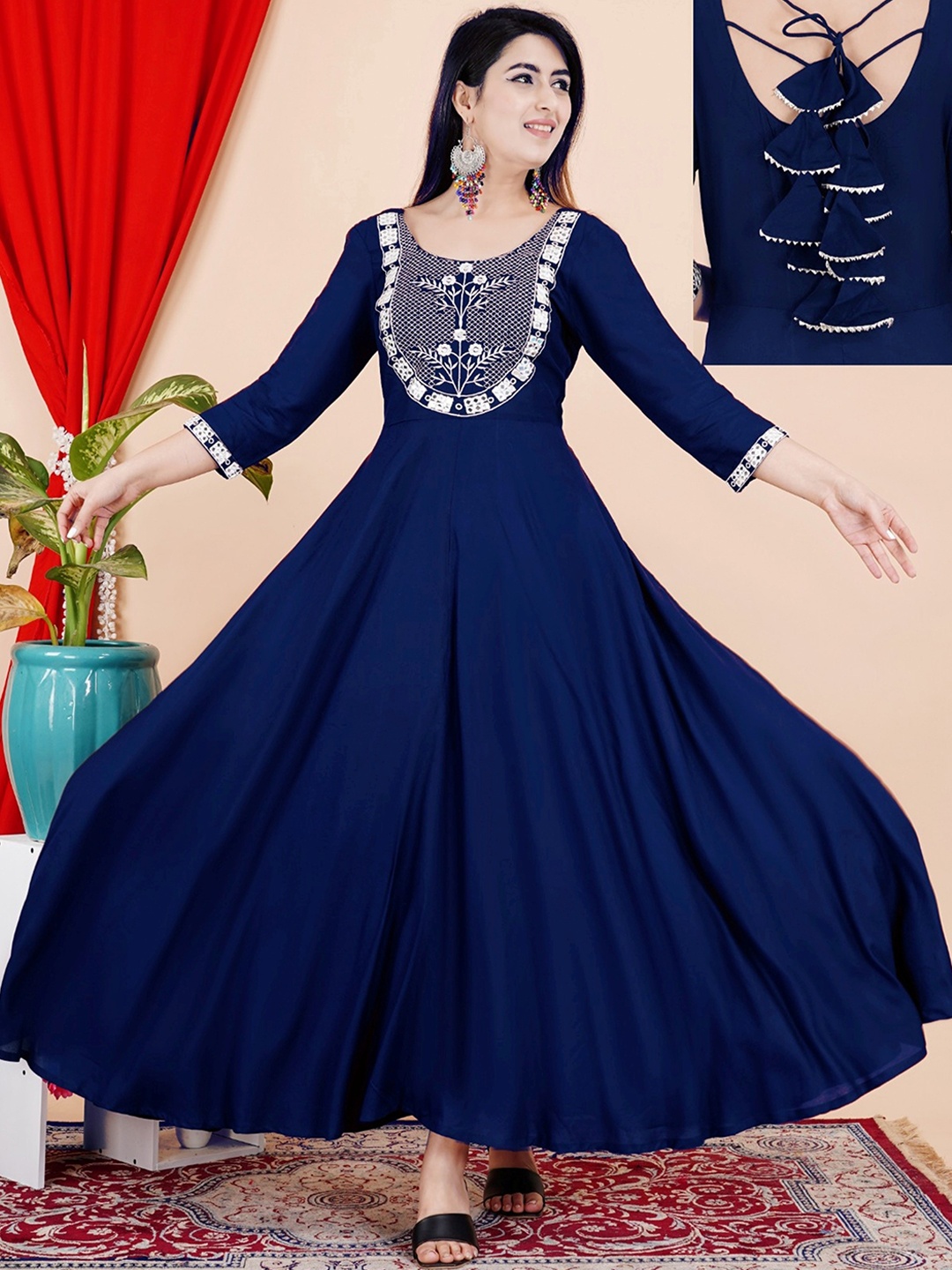 

DSS FASHION Floral Yoke Design Thread Work Anarkali Kurta, Blue