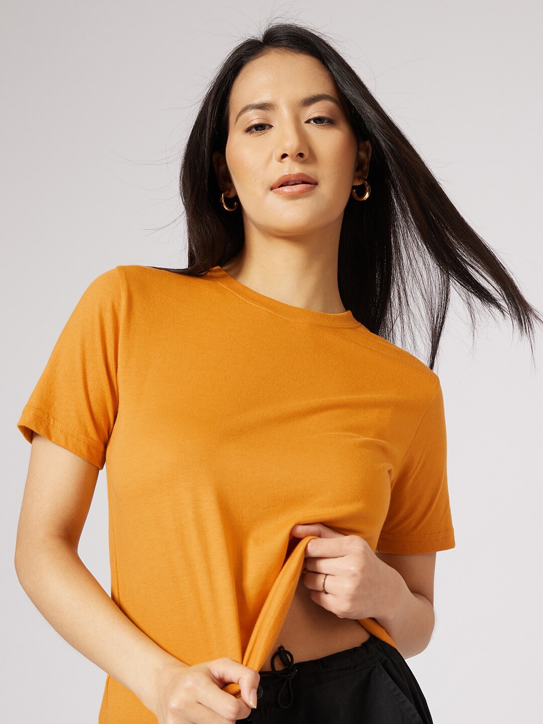

Ginni Arora Label Round neck Short Sleeves T-shirt, Mustard
