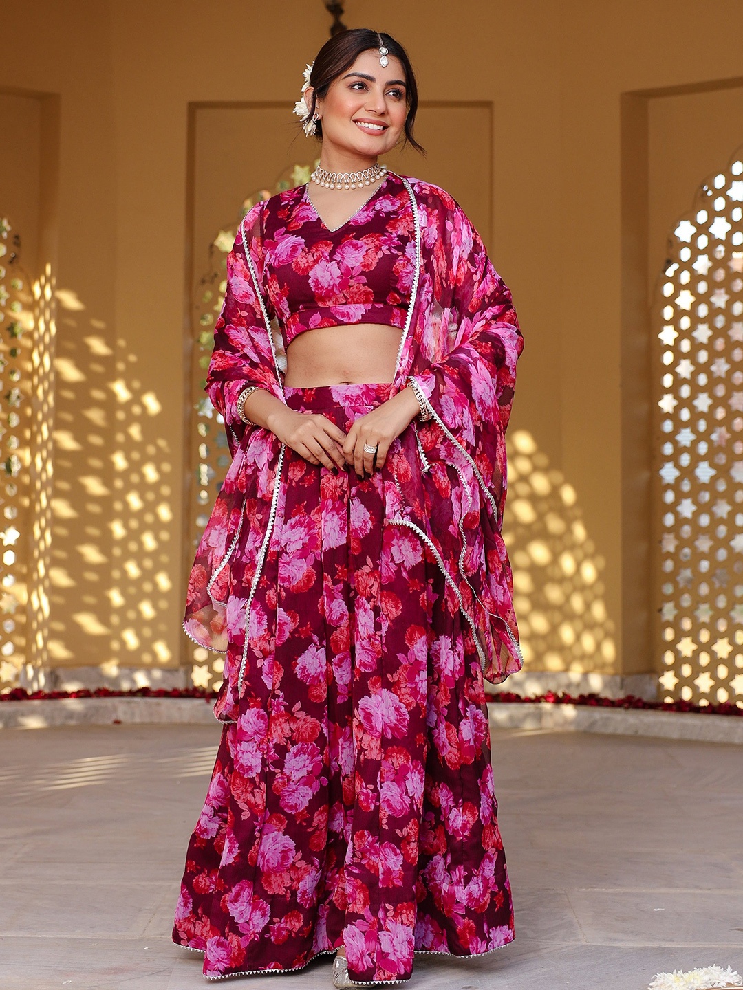 

Thread & Button Floral Printed Ready to Wear Lehenga Blouse With Dupatta, Maroon