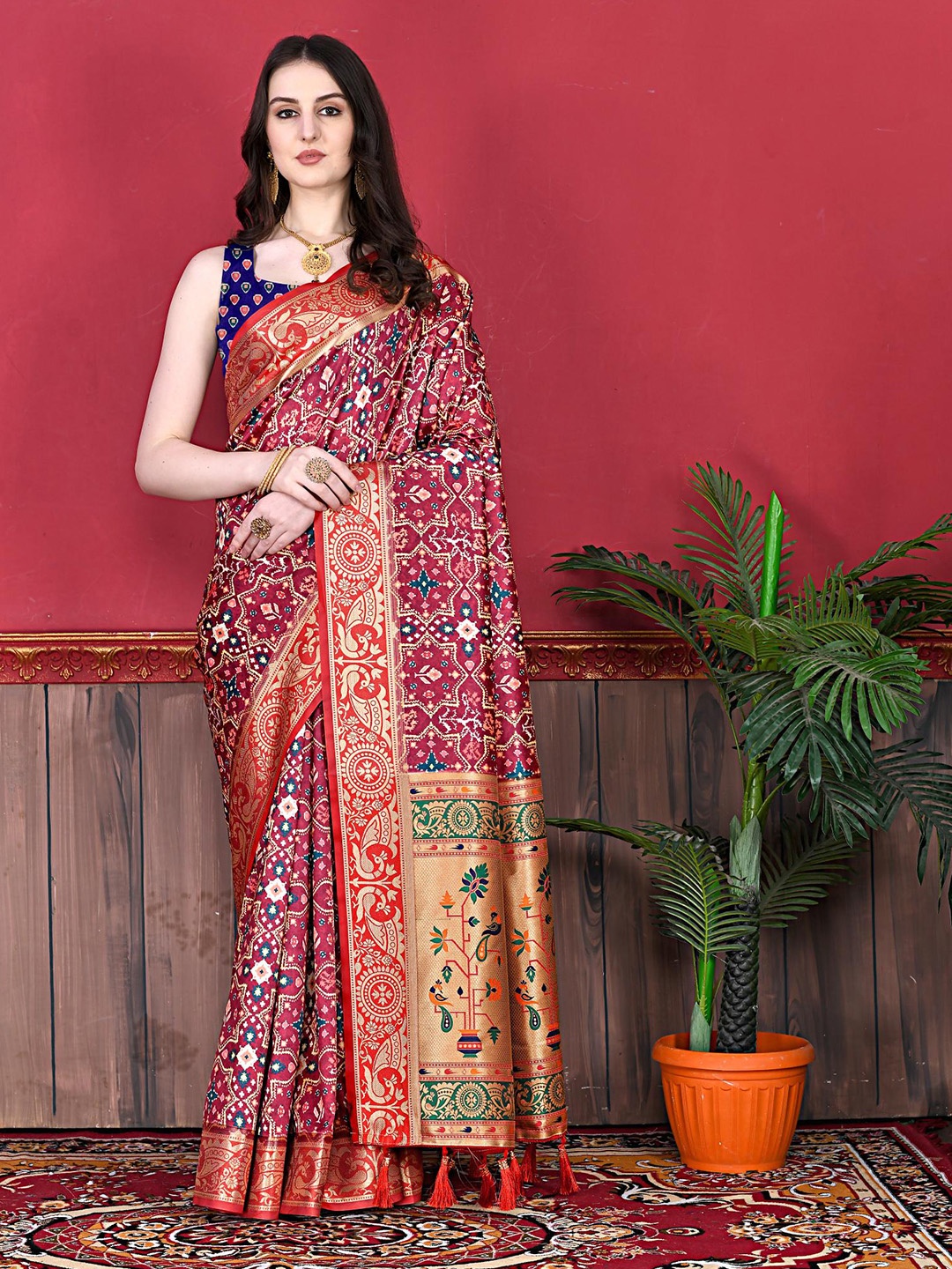 

PATIALAPICKS Woven Design Zari Pure Silk Heavy Work Paithani Saree, Maroon