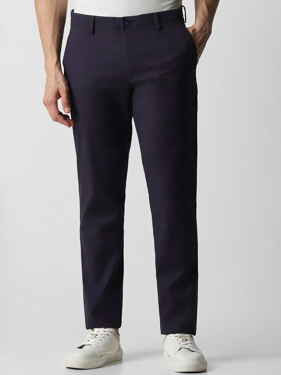 

Van Heusen Sport Men Mid-Rise Slim Fit Trousers, Purple