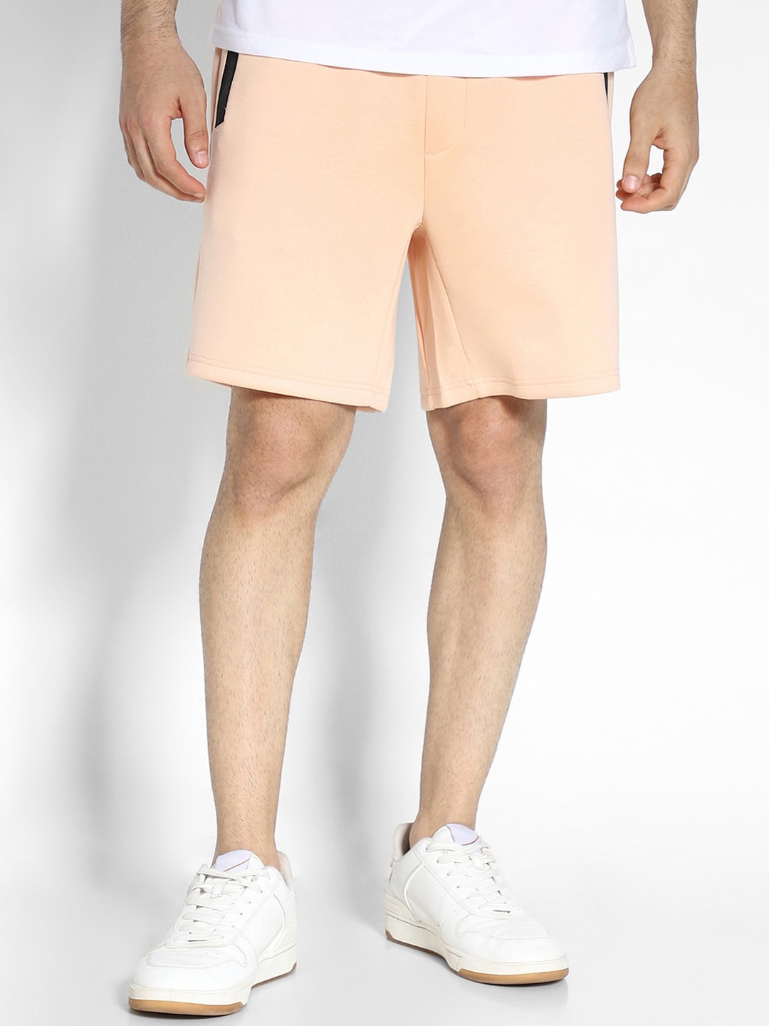 

AMERICAN EAGLE OUTFITTERS Men Mid-Rise Regular Shorts, Orange