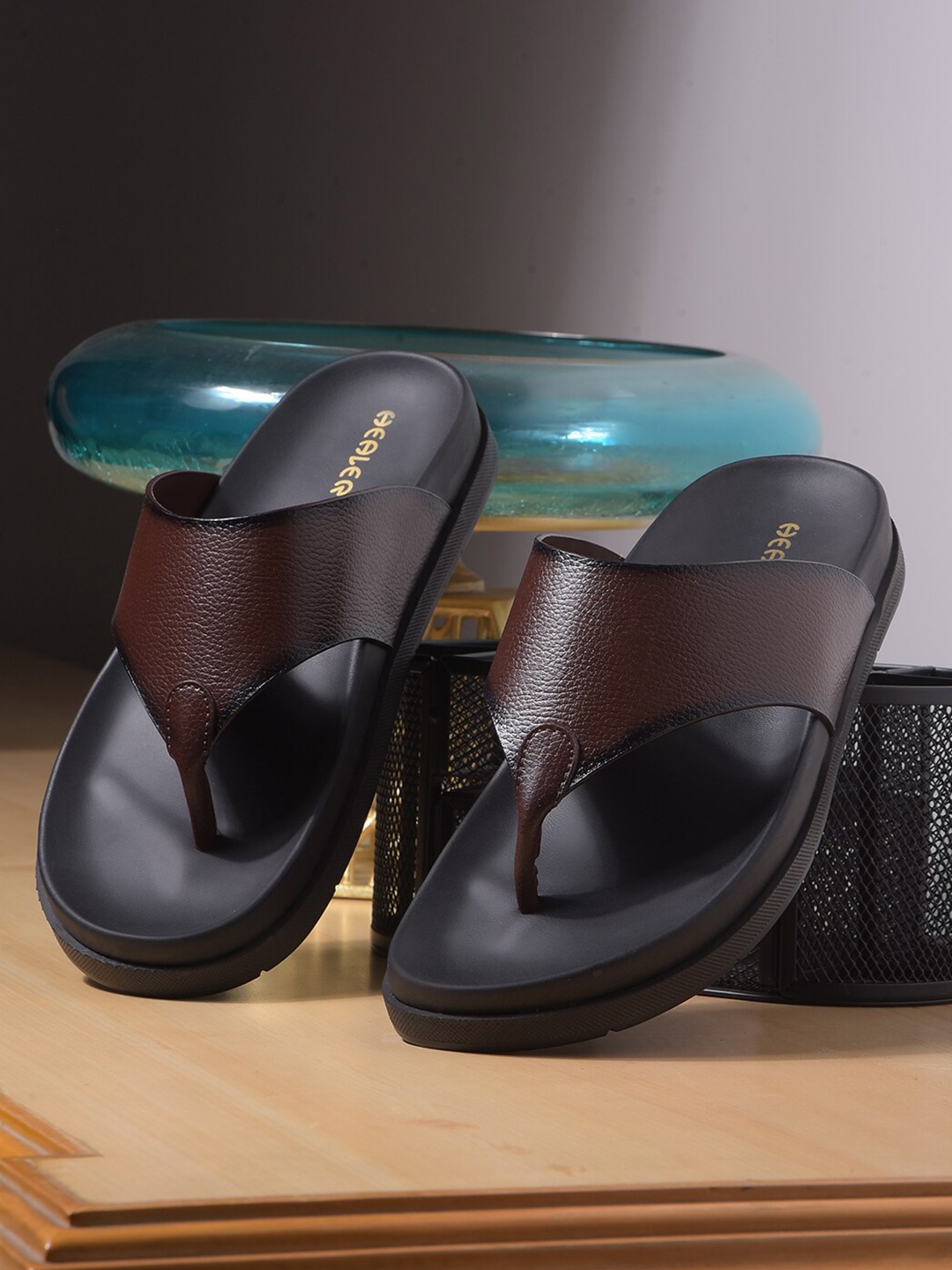 

Liberty Men Thong Flip-Flops, Brown