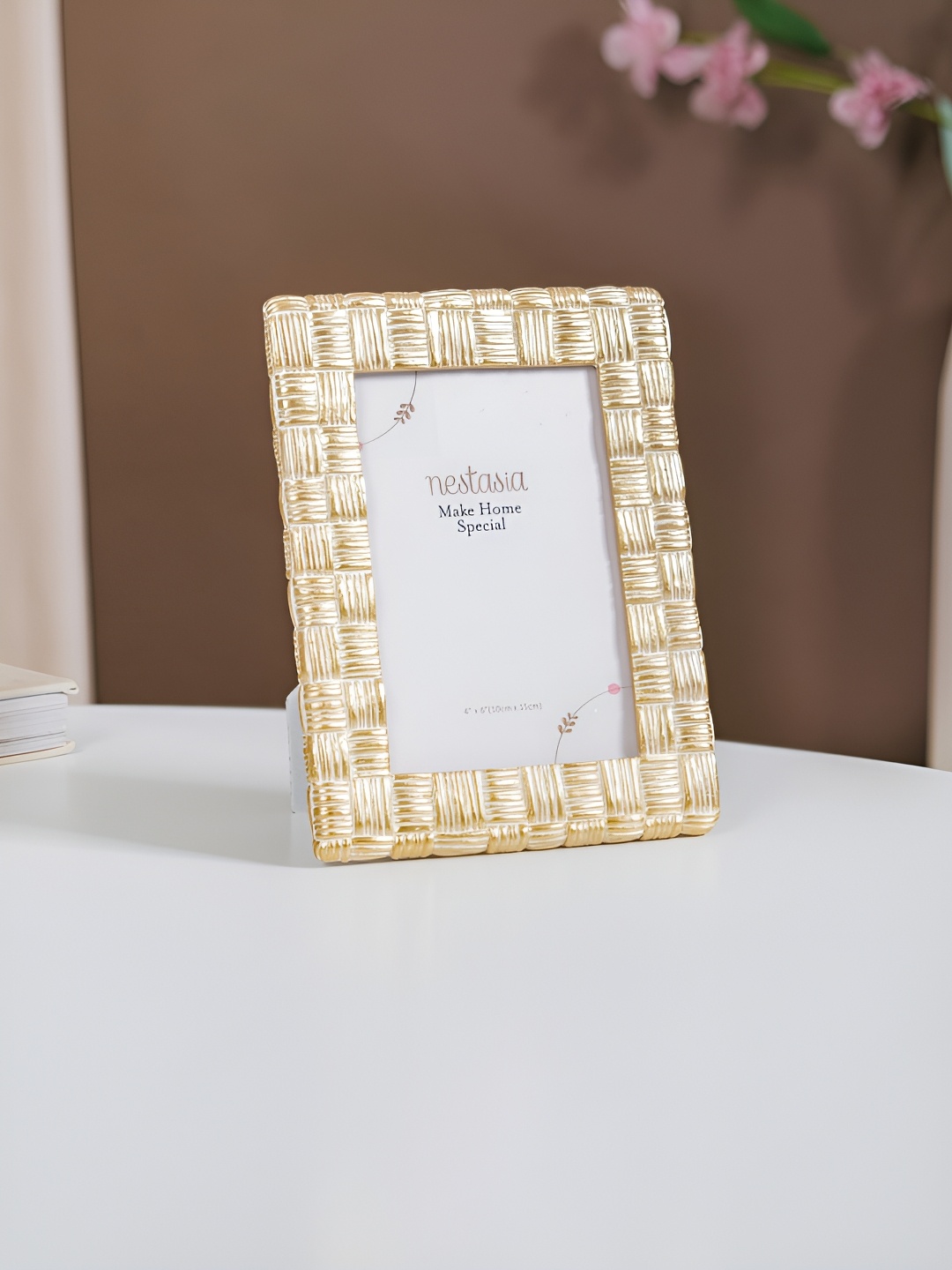 

Nestasia Gold-Toned Acrylic Table Photo Frames