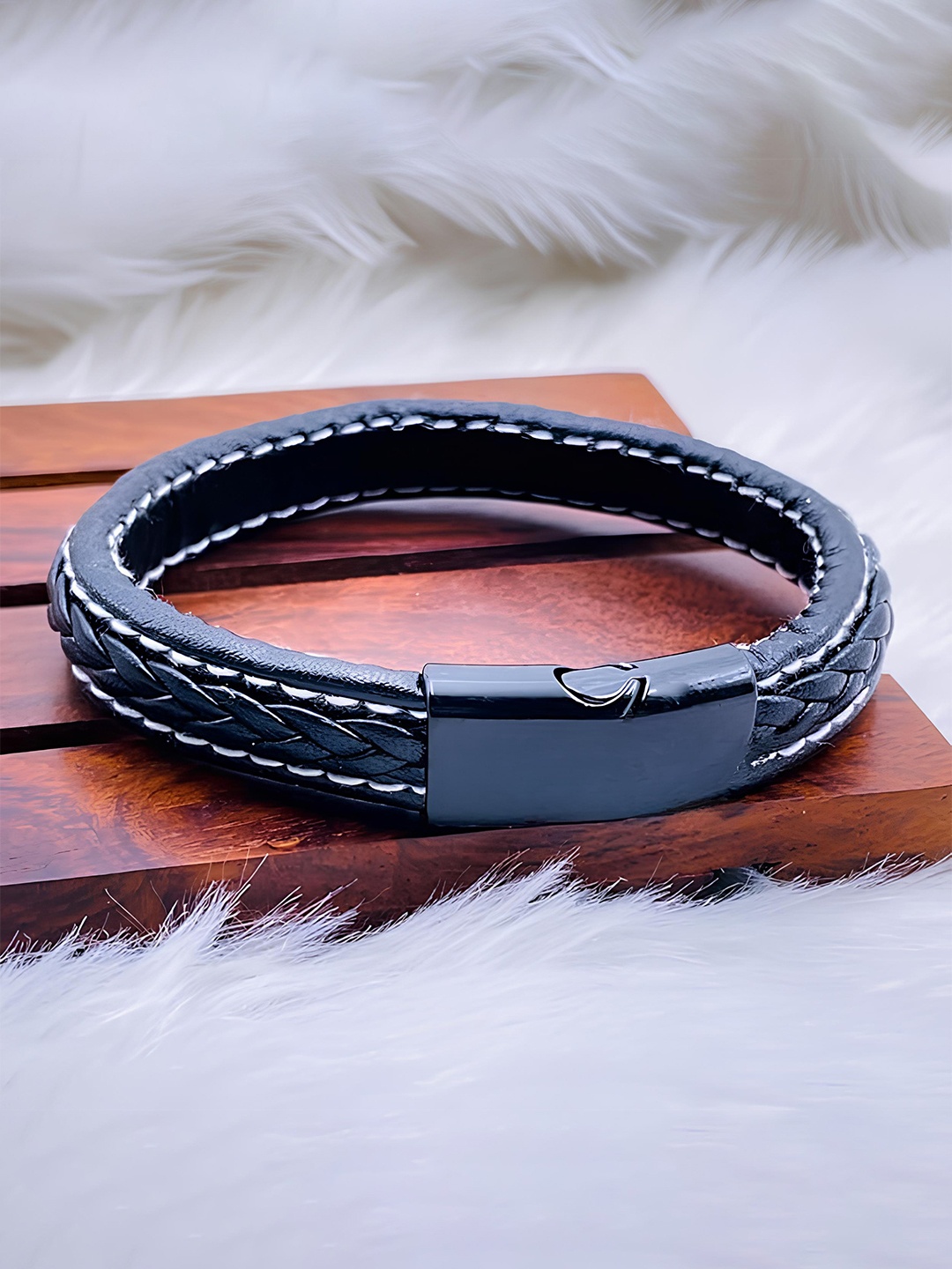 

KARISHMA KREATIONS Unisex Leather Wraparound Bracelet, Black