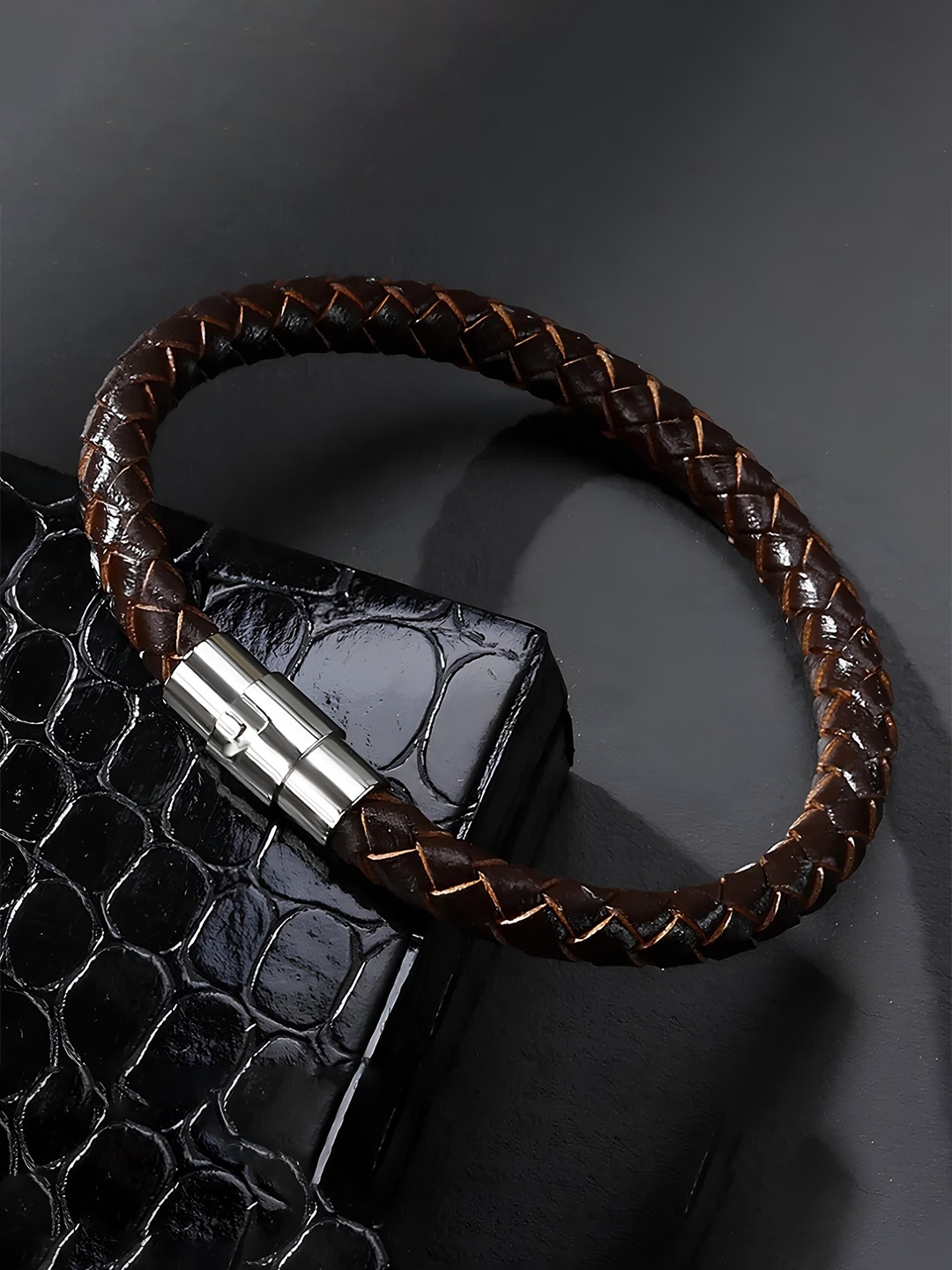 

KARISHMA KREATIONS Unisex Leather Wraparound Bracelet, Brown