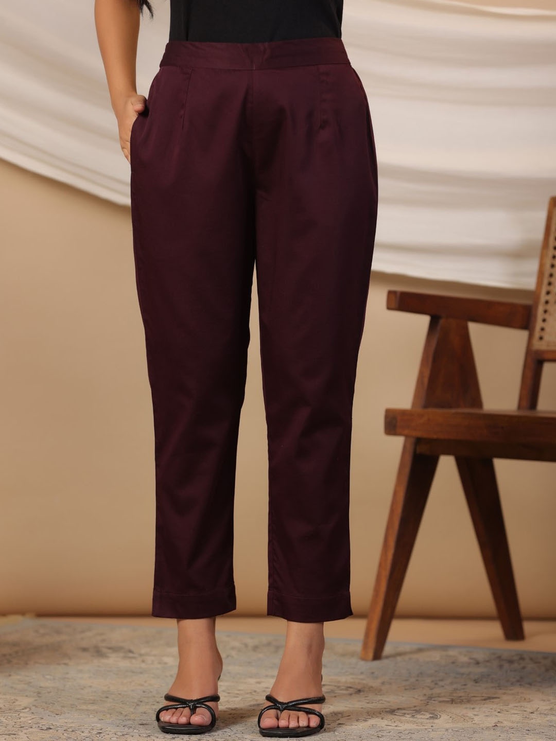 

Juniper Women Mid-Rise Comfort Slim Fit Pleated Cigarette Trousers, Purple