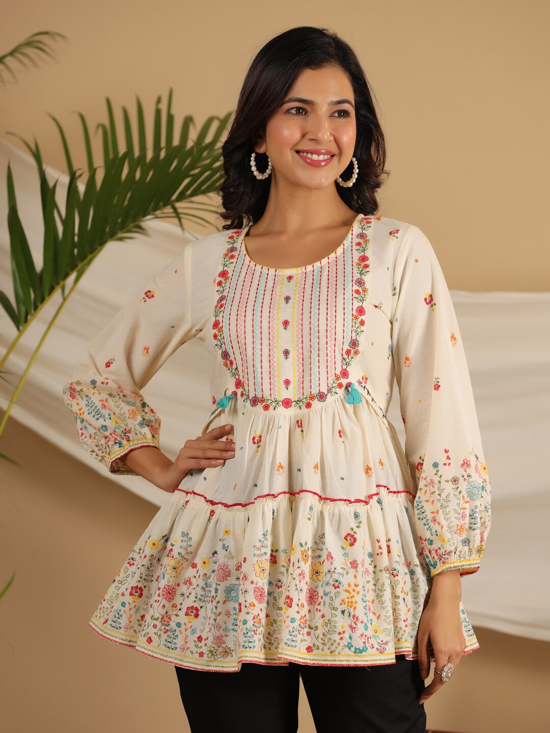 

Juniper Floral Printed Round Neck Embroidered Cotton Cambric Tunic, Off white