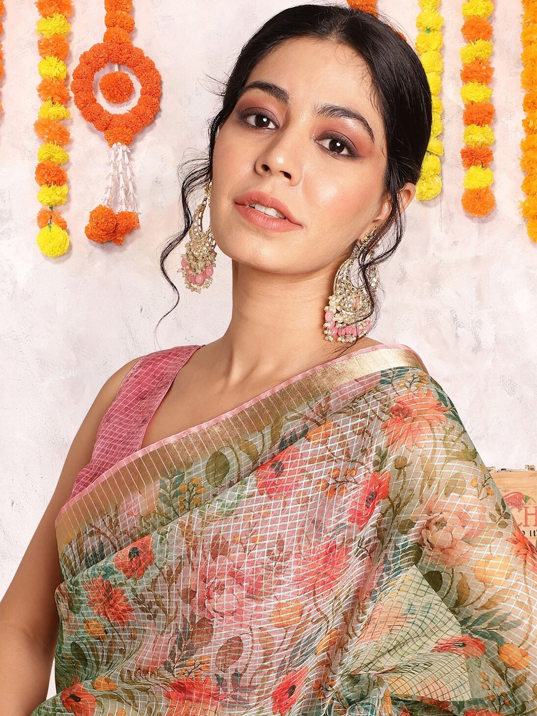 KALINI Floral Printed Zari Saree, Green