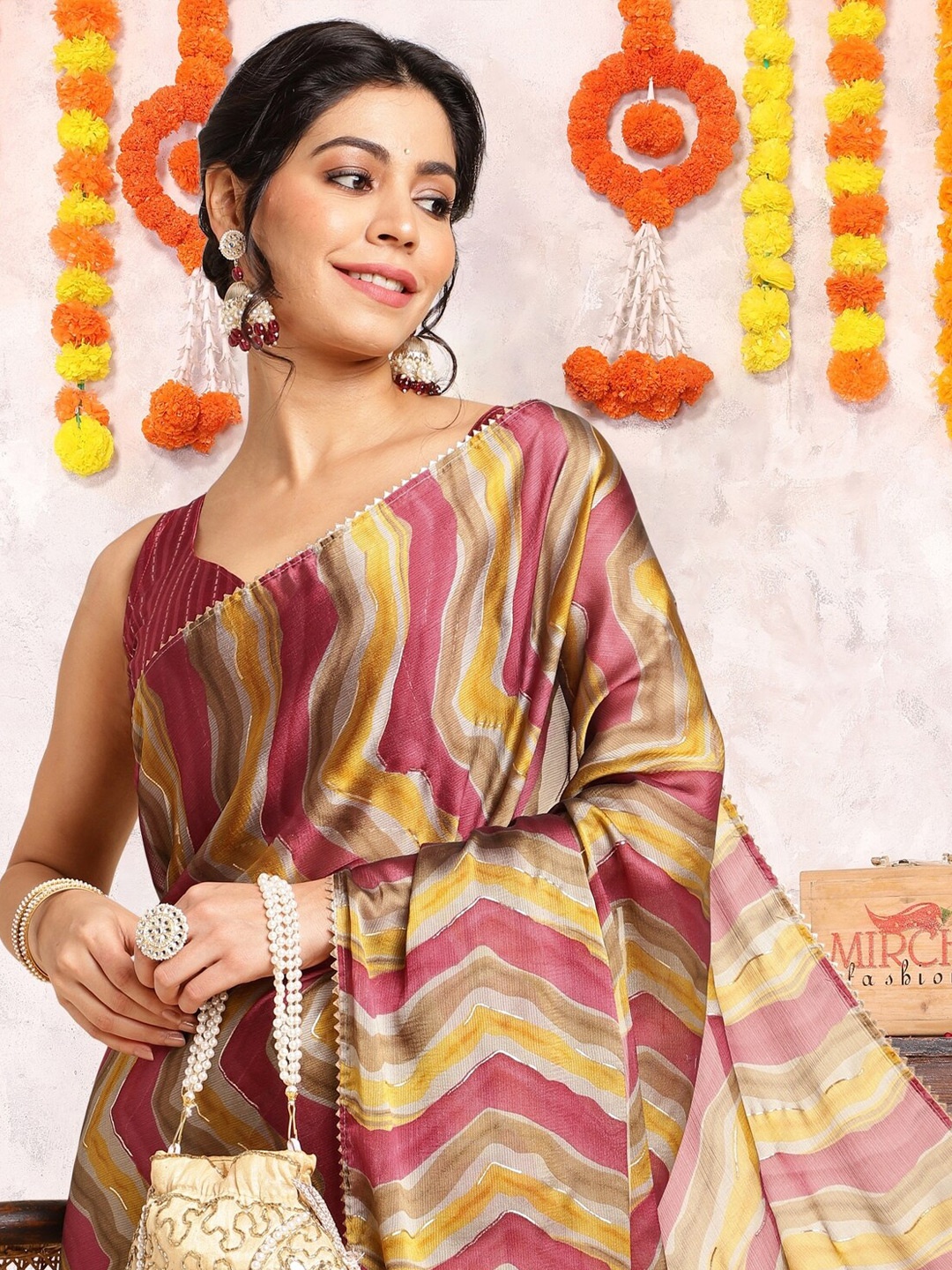 

KALINI Striped Saree, Maroon