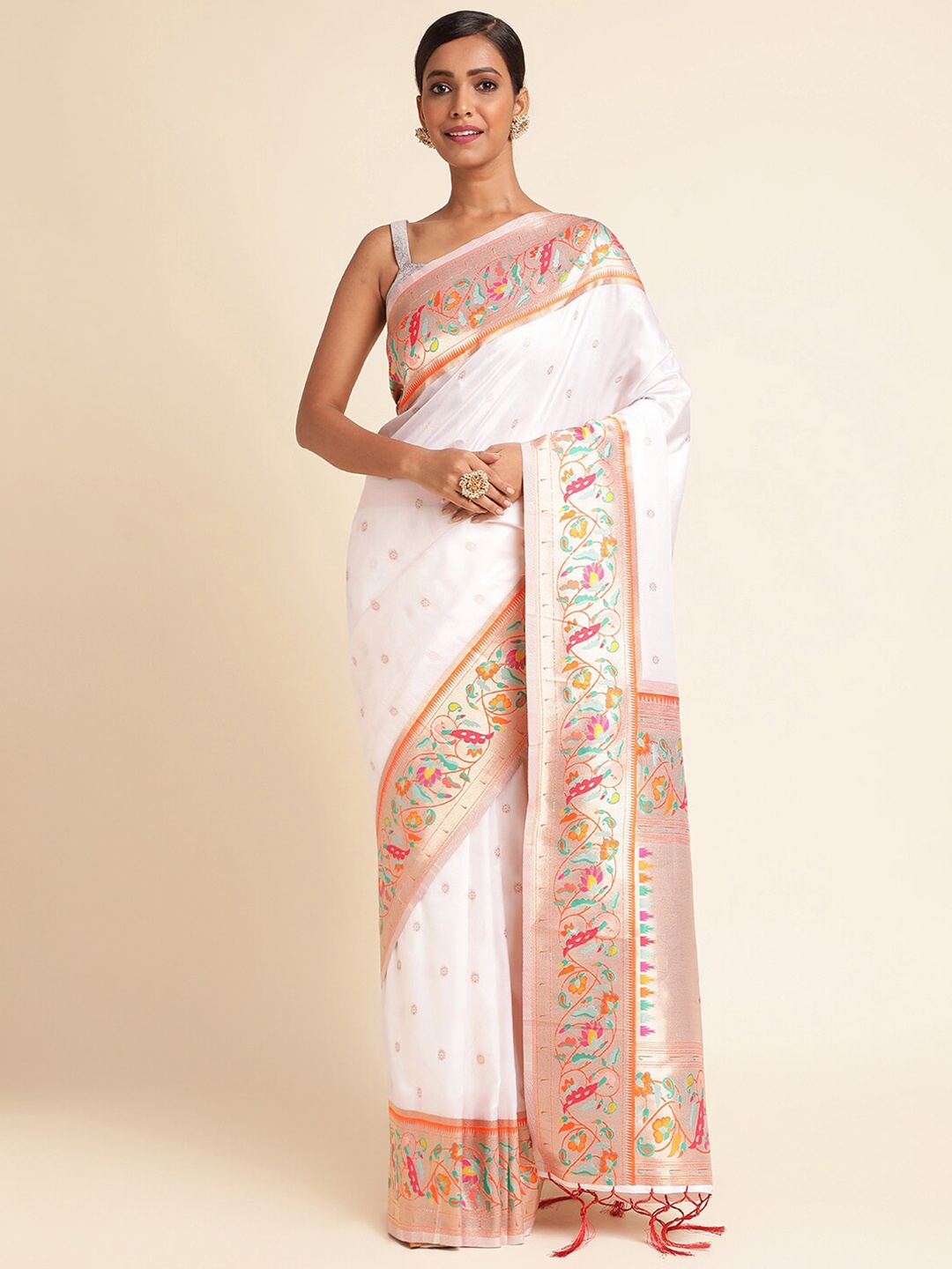 

RAJ DHARMA SILK Woven Design Zari Art Silk Paithani Saree, White