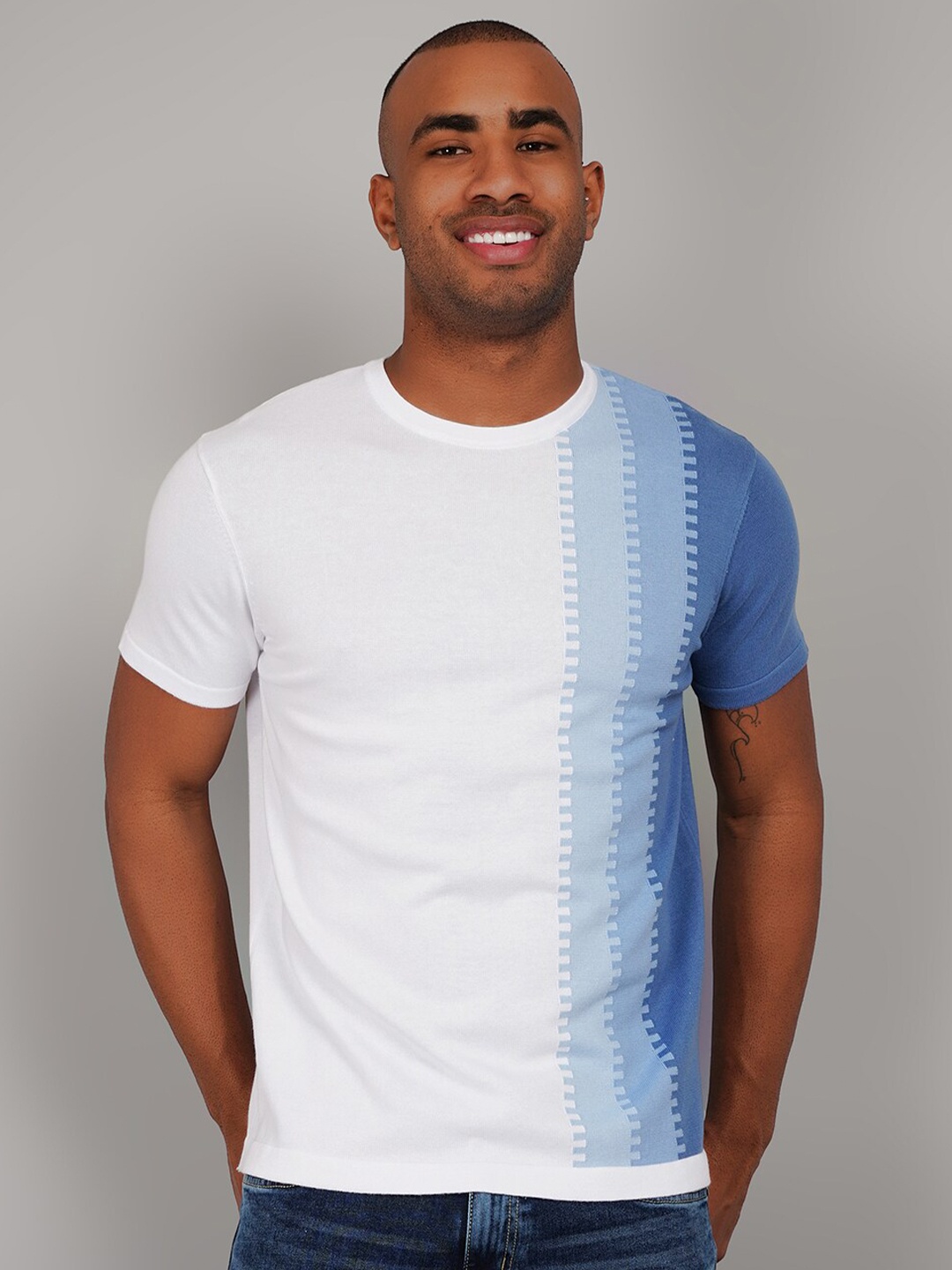 

TIM PARIS Men Colourblocked Cotton T-shirt, White