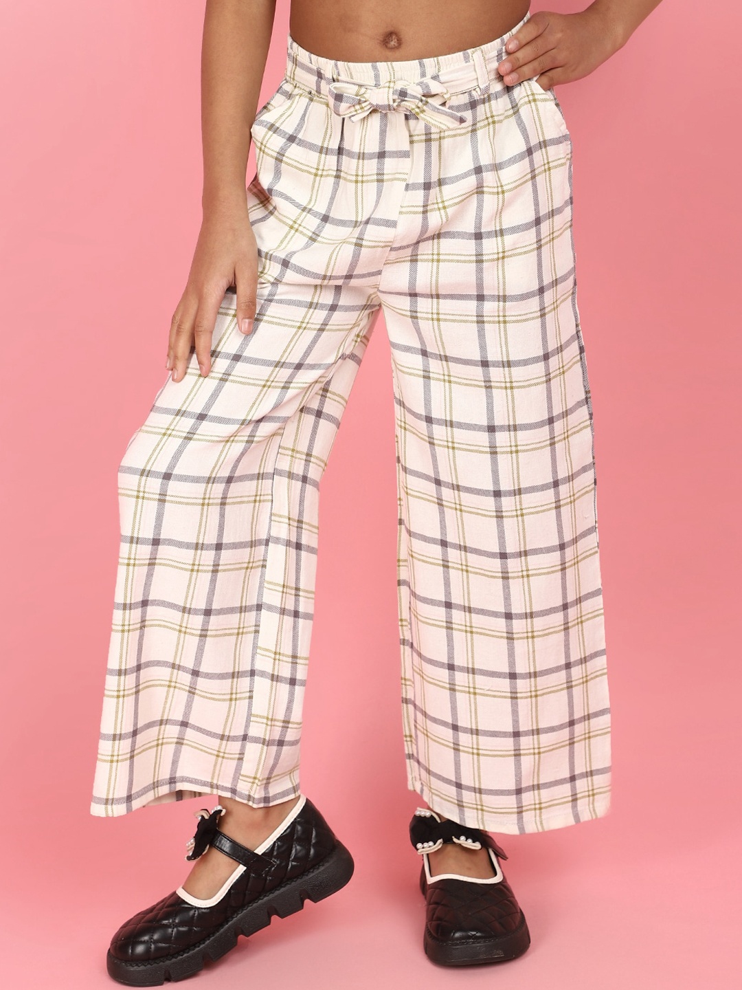 

V-Mart Girls Checked Cotton Trouser, White