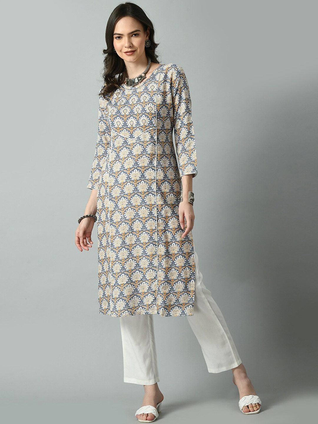 

VIDHANI Floral Printed Regular Kurta with Trousers, Grey