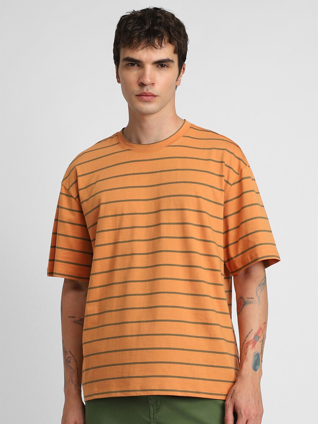 

FOREVER 21 Striped Drop Shoulder Sleeves Pure Cotton T-shirt, Orange