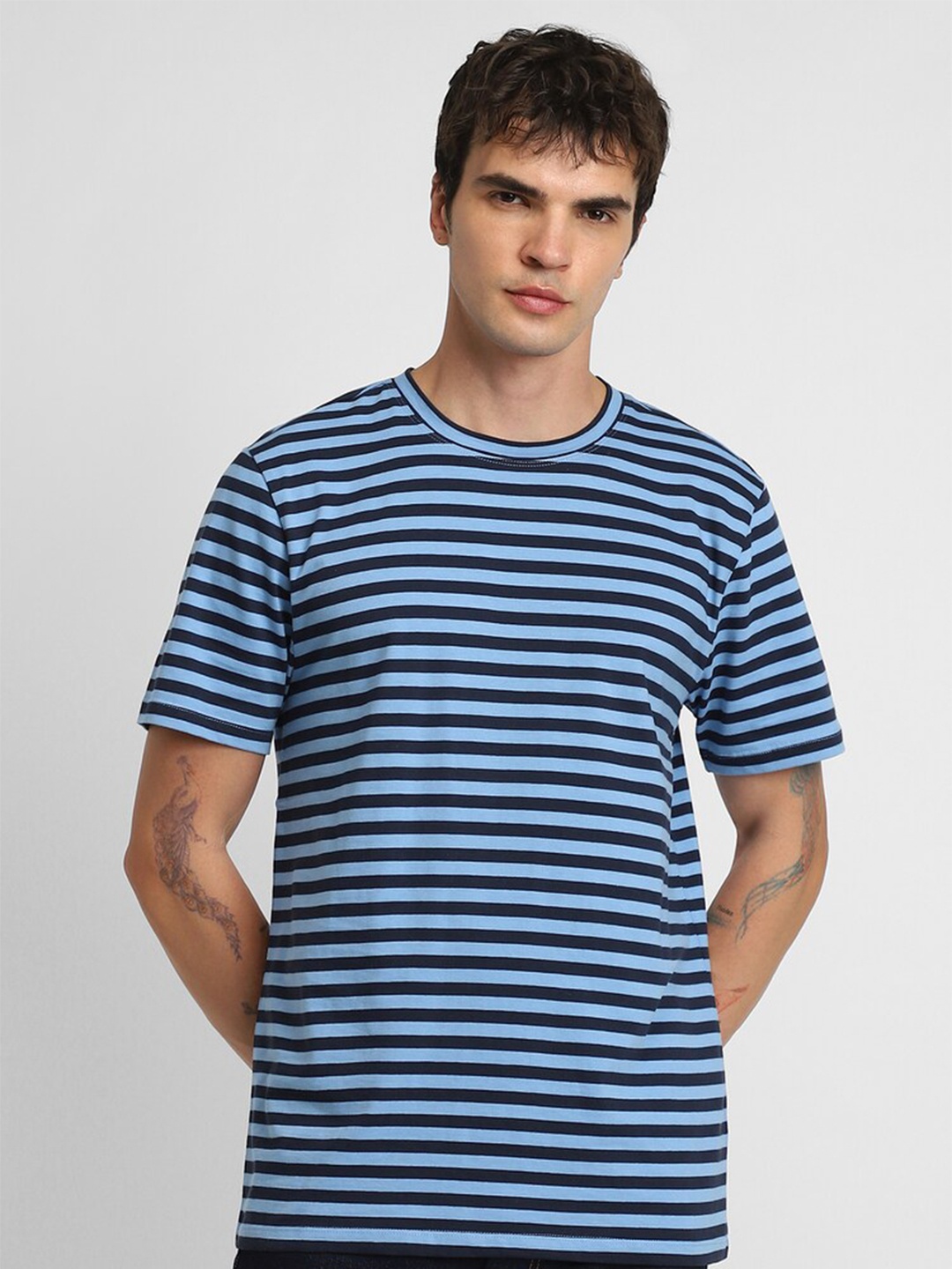 

FOREVER 21 Striped Pure Cotton T-shirt, Blue