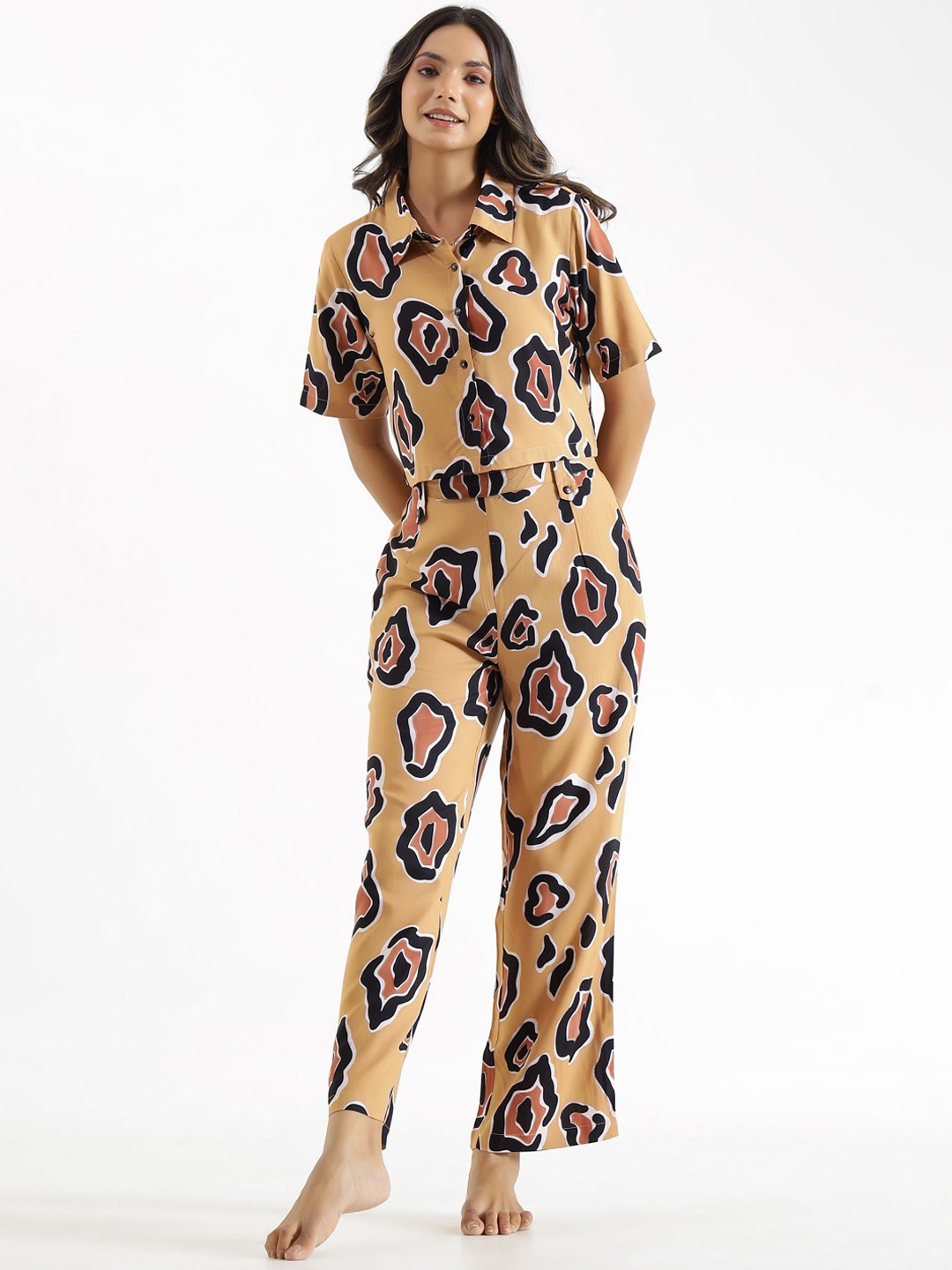 

SANSKRUTIHOMES Tan & Black Pure Cotton Printed Night Suit