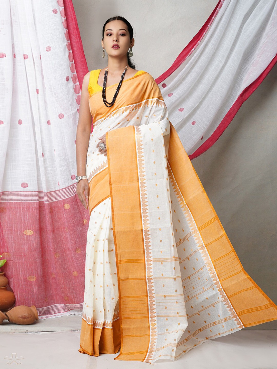 

Unnati Silks Ethnic Motifs Woven Design Pure Cotton Jamdani Saree, Cream