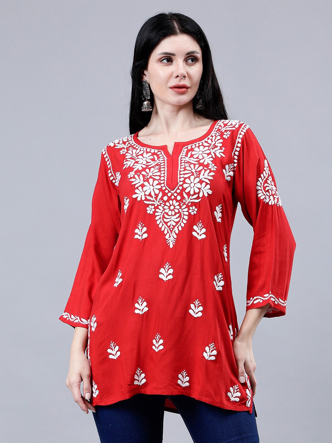 

Seva Chikan Ethnic Motifs Embroidered Notch Neck Chikankari Straight Kurti, Red