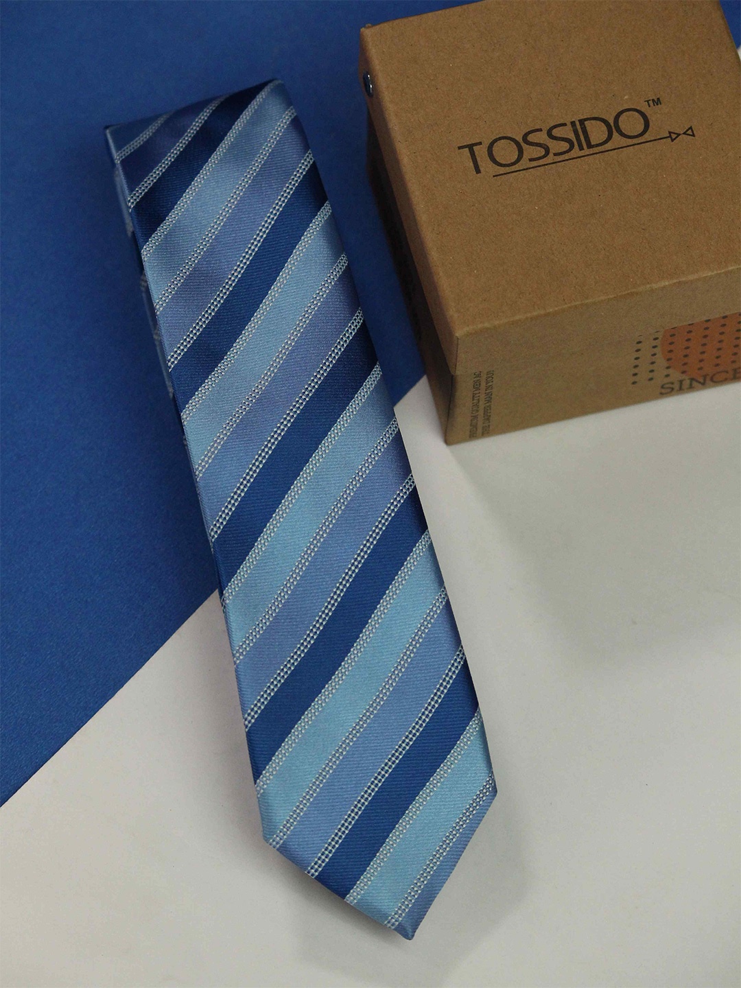 

Tossido Men Woven Design Skinny Tie, Blue
