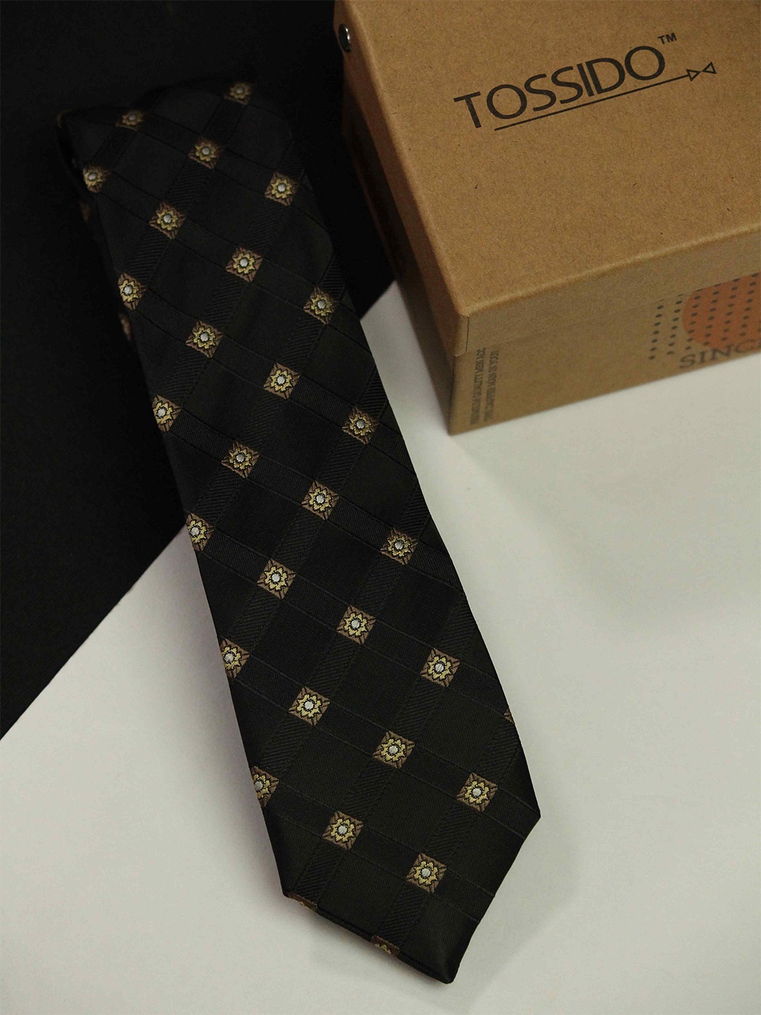 

Tossido Men Woven Design Skinny Tie, Black