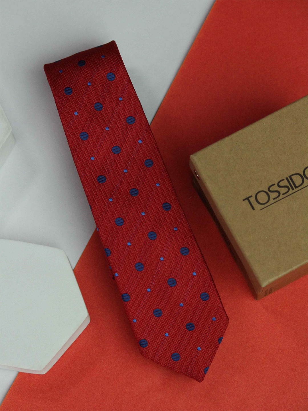 

Tossido Men Woven Design Skinny Tie, Red